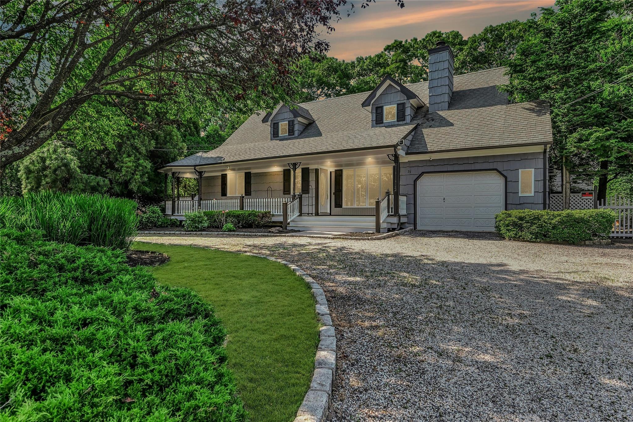 31 Neptune Avenue