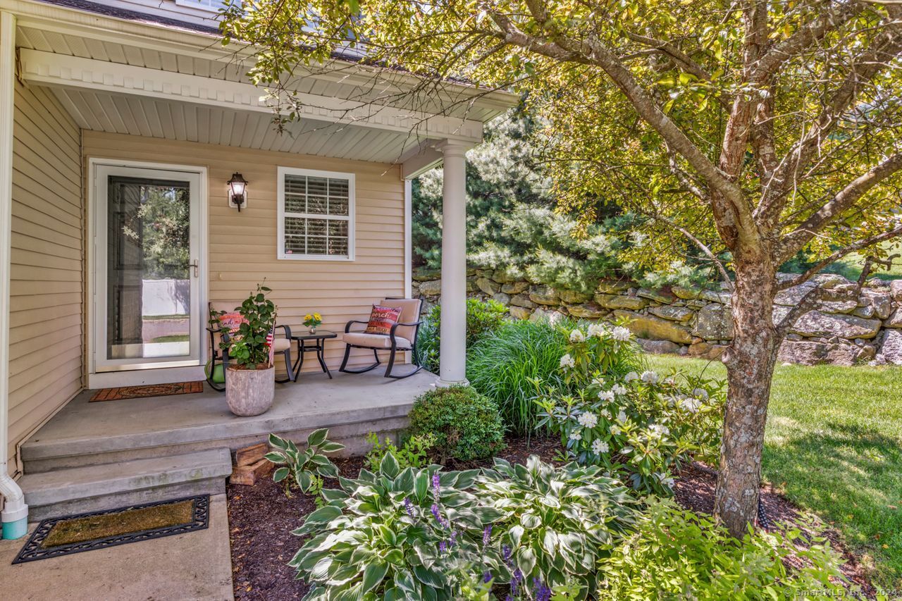1 Poplar Drive 1