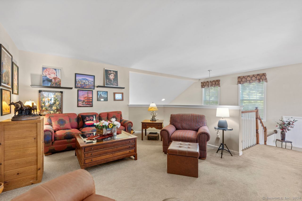 1 Poplar Drive 1