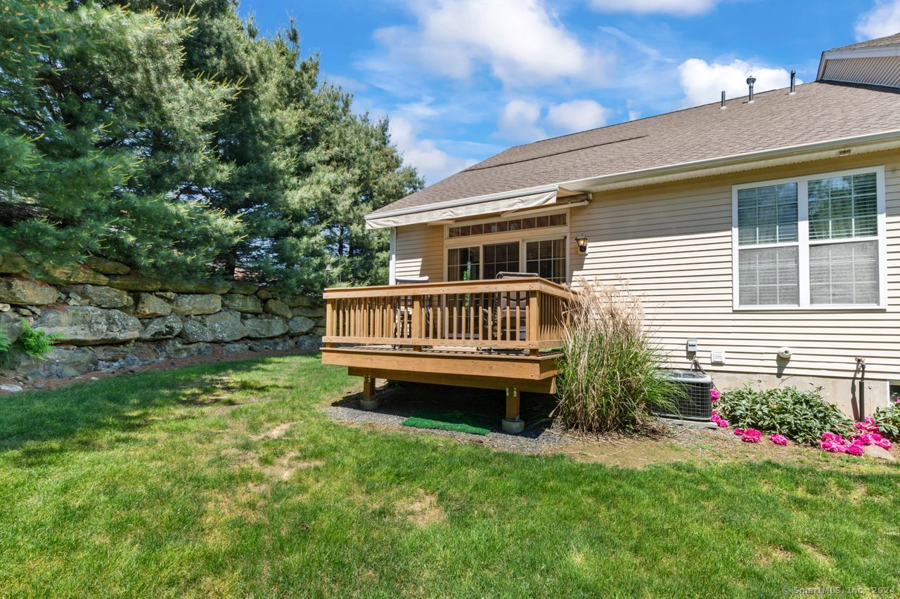 1 Poplar Drive 1
