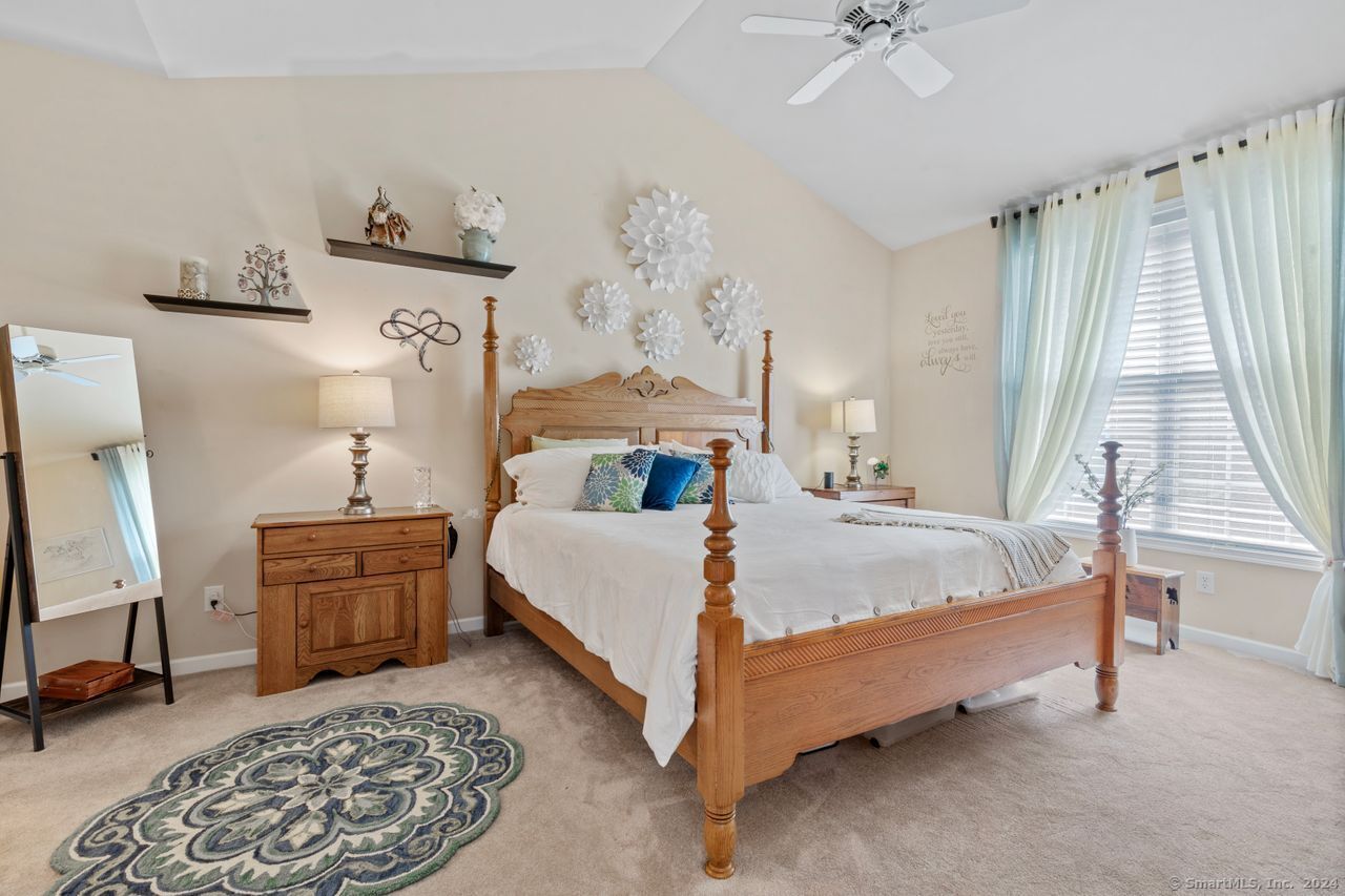 1 Poplar Drive 1