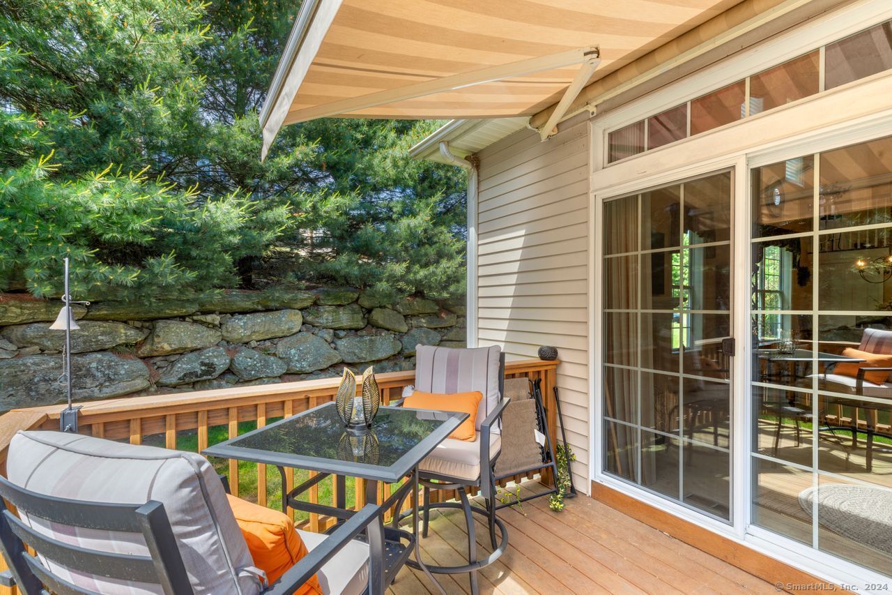 1 Poplar Drive 1