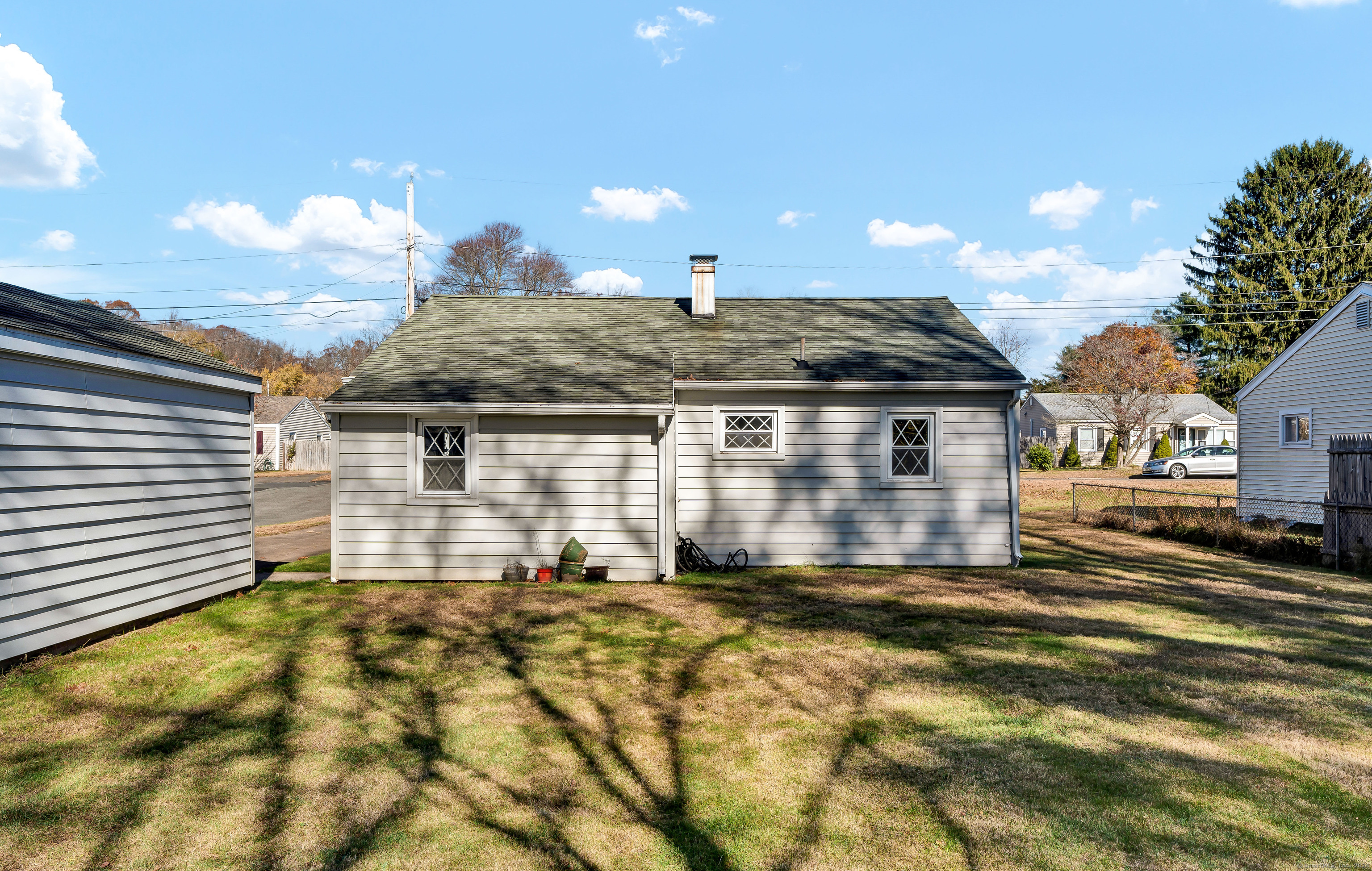 18 Circle Drive