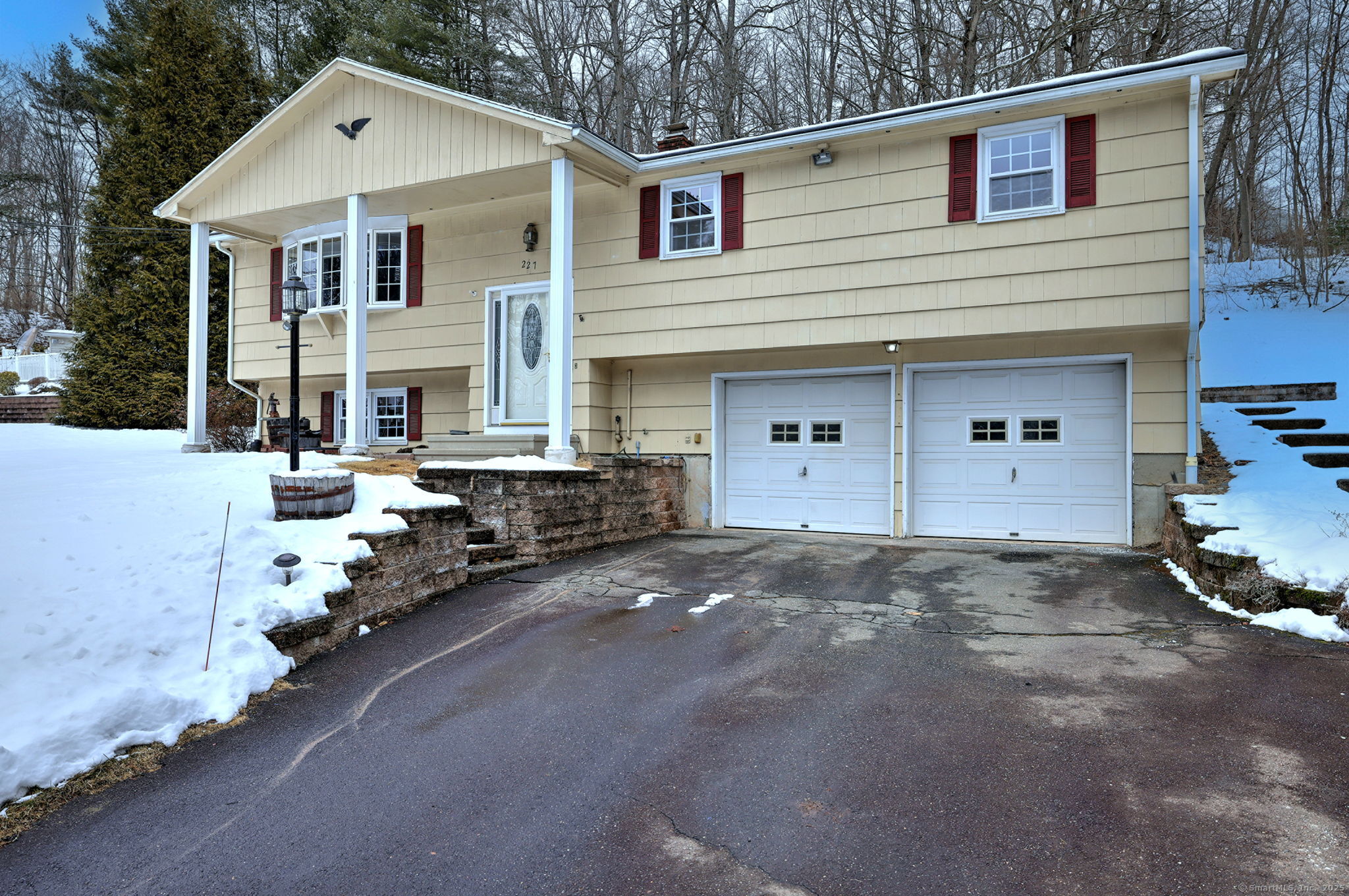 227 Rimmon Road