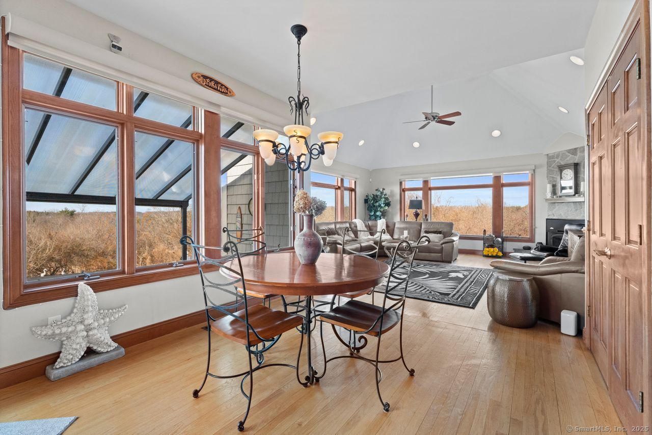 20 Autumn Ridge Road
