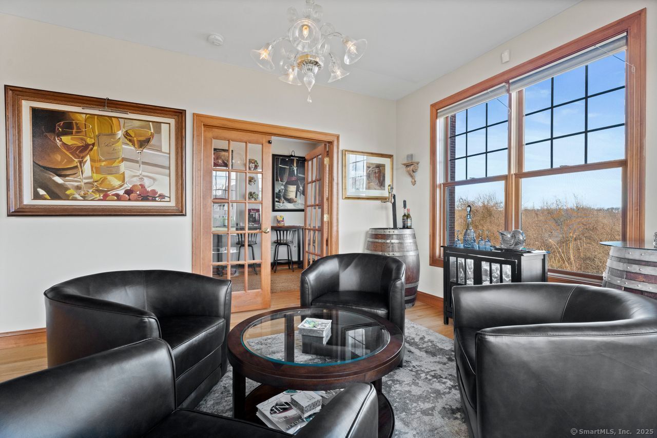 20 Autumn Ridge Road