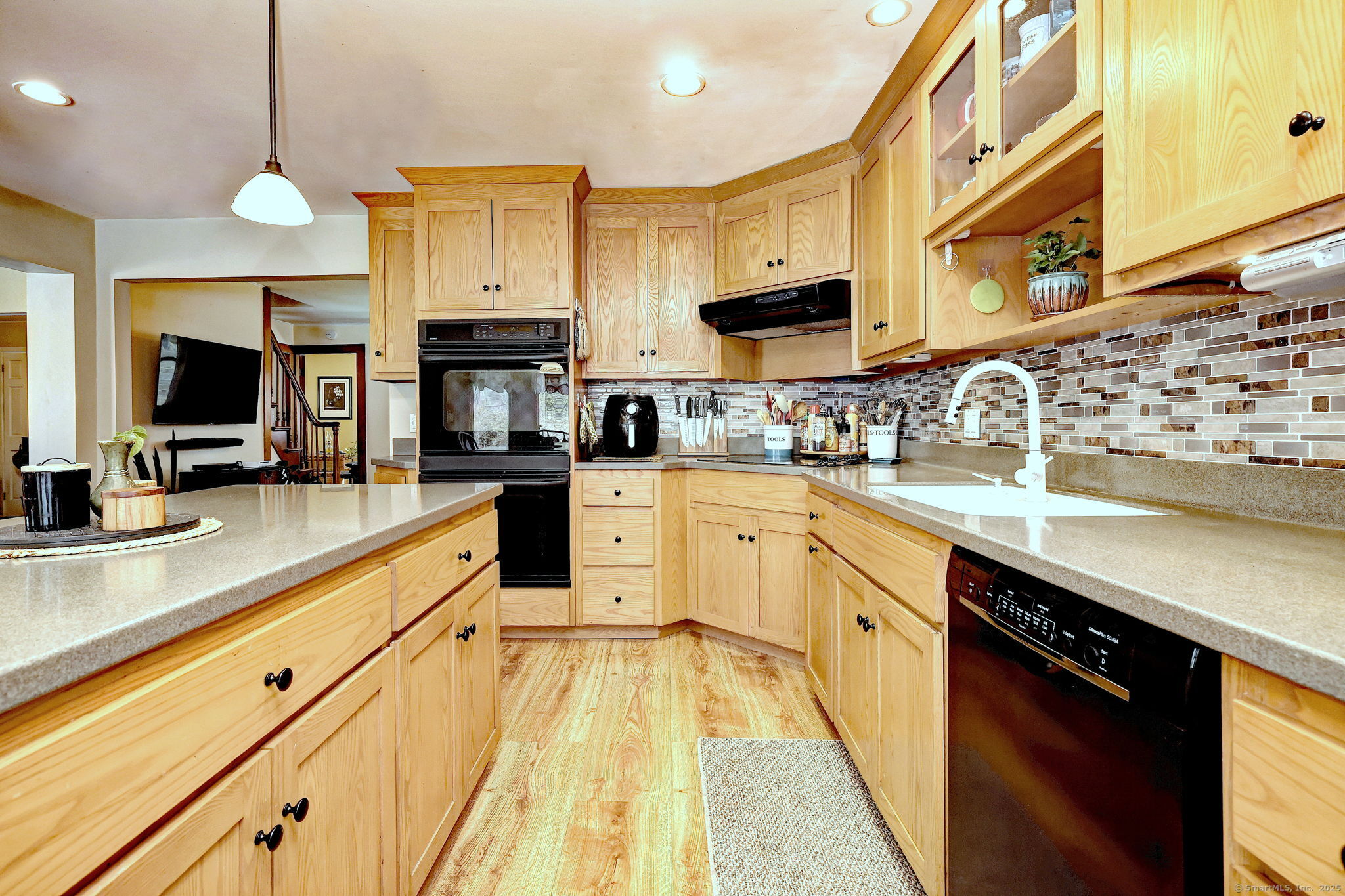 30 Old Ansonia Road