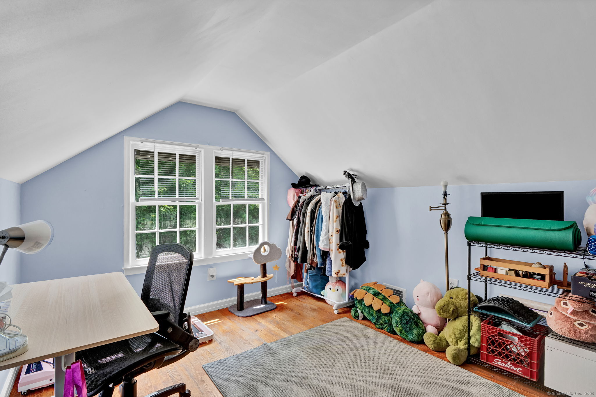 98 Morningside Drive West