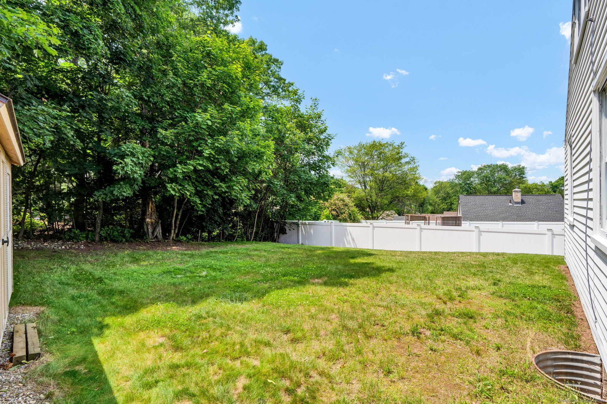 98 Morningside Drive West
