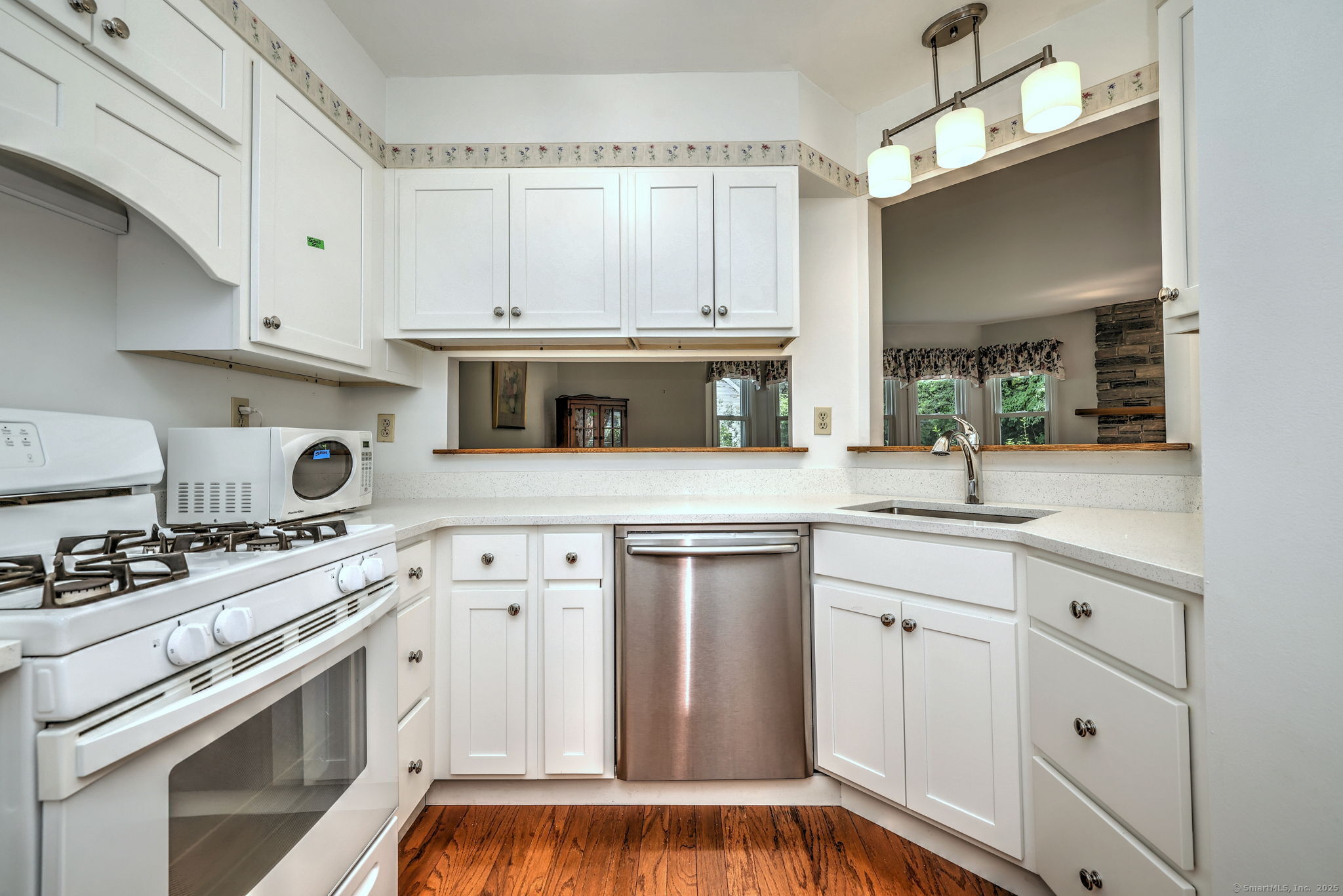 4 Manor House Lane 4