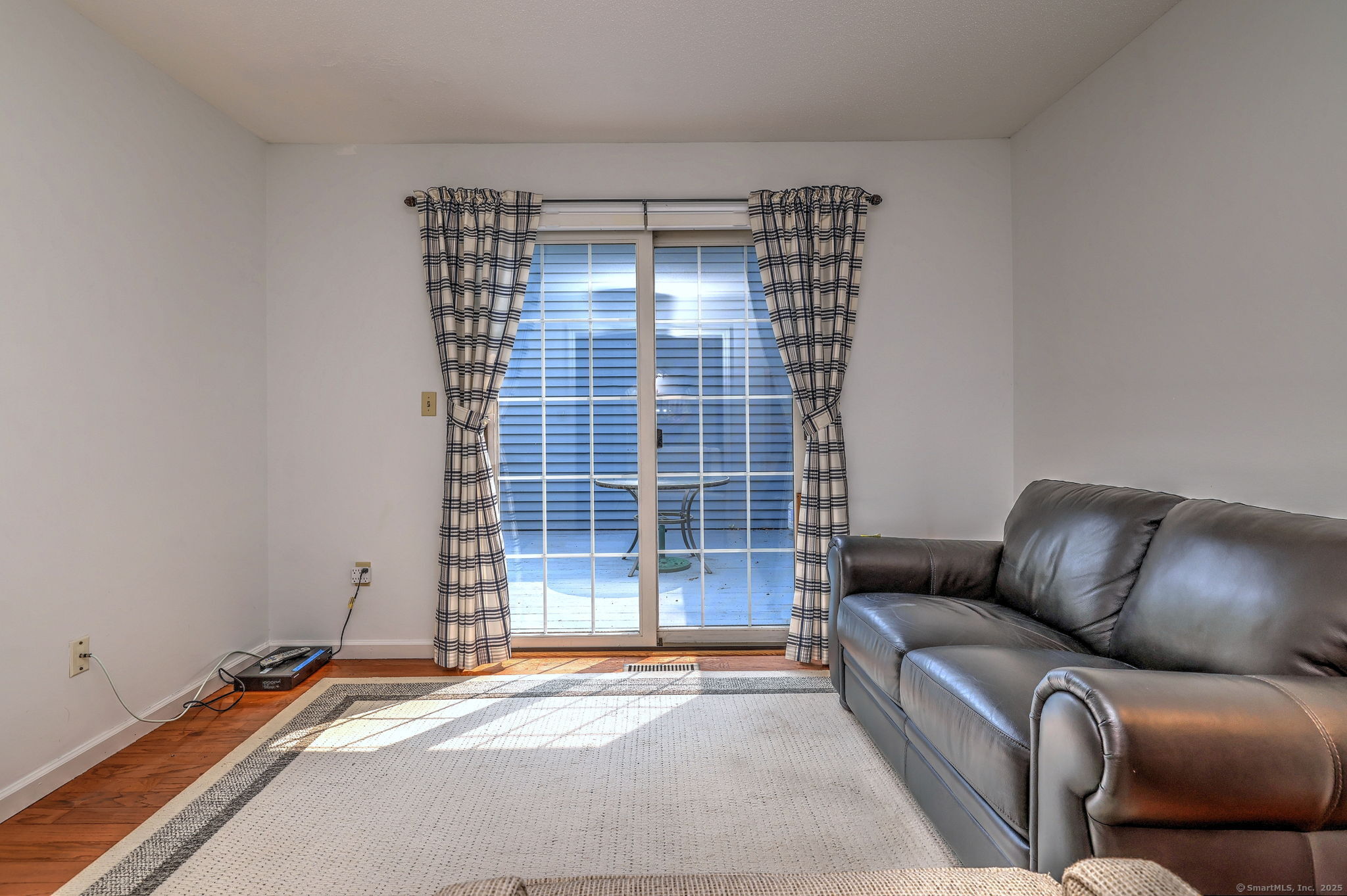 4 Manor House Lane 4