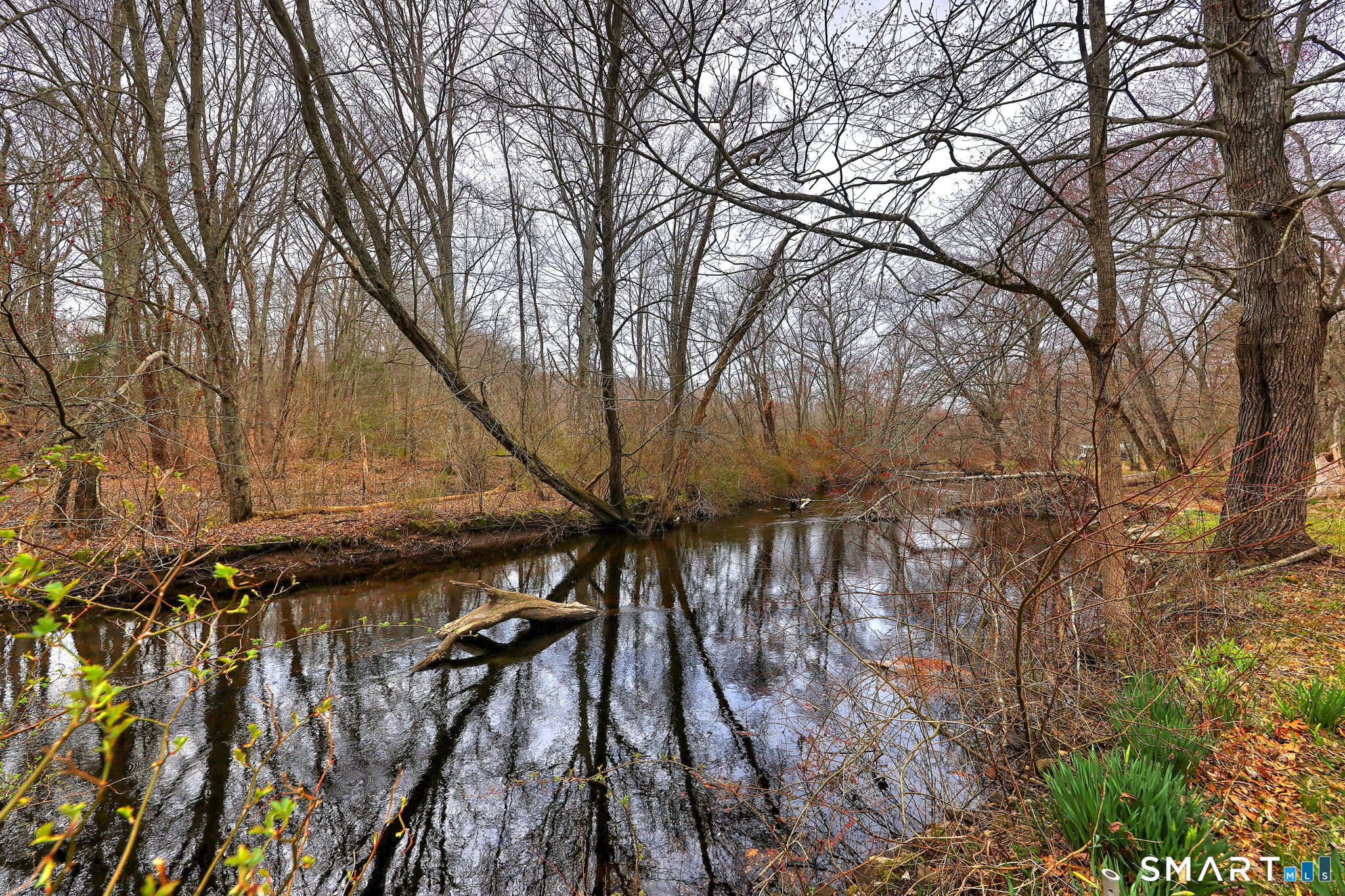 49 River Road