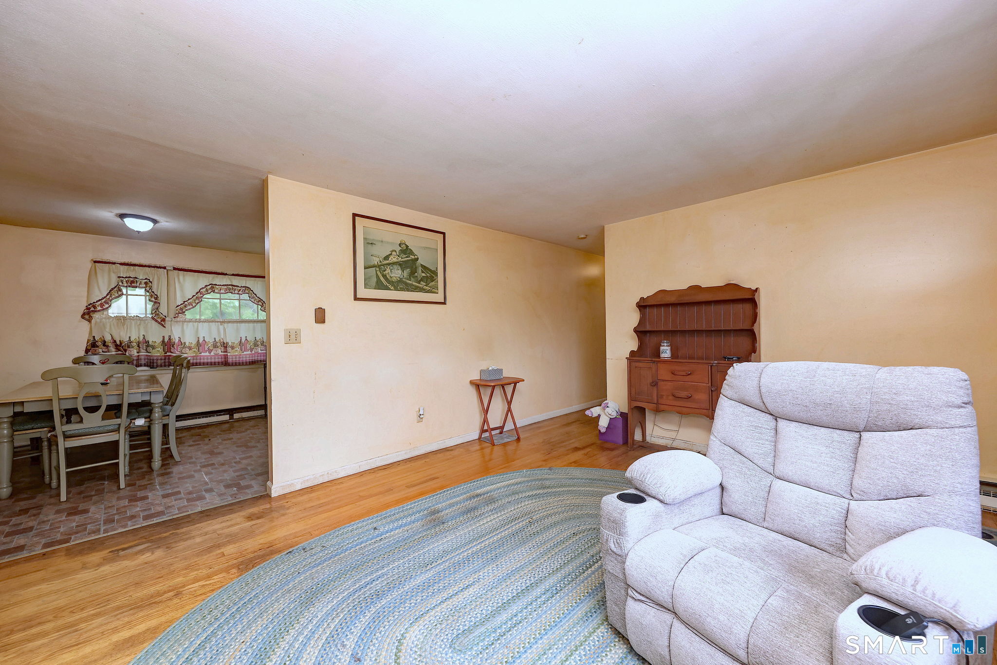 14 Horseshoe Drive