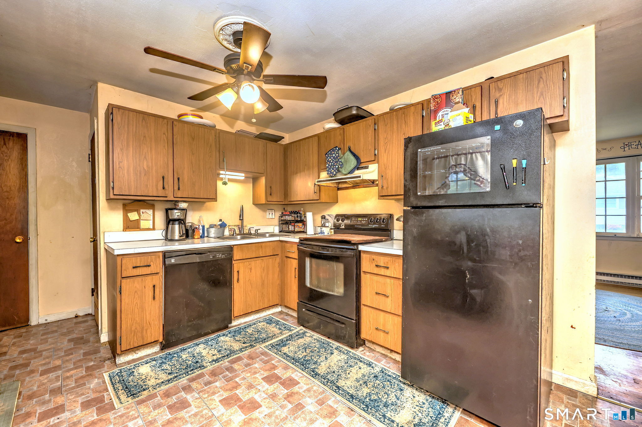 14 Horseshoe Drive
