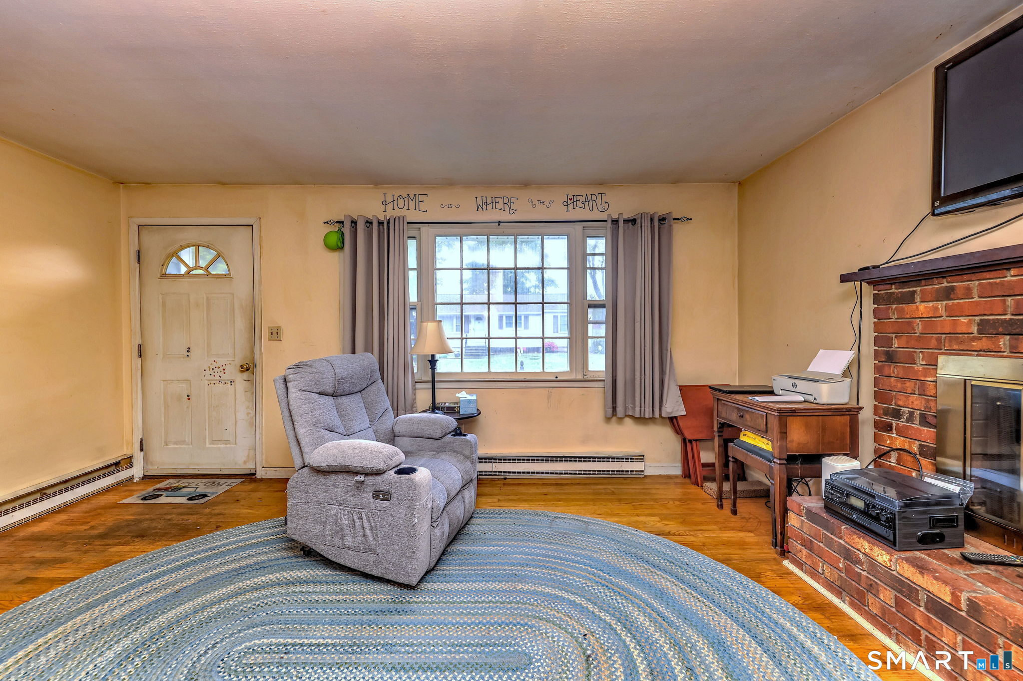 14 Horseshoe Drive