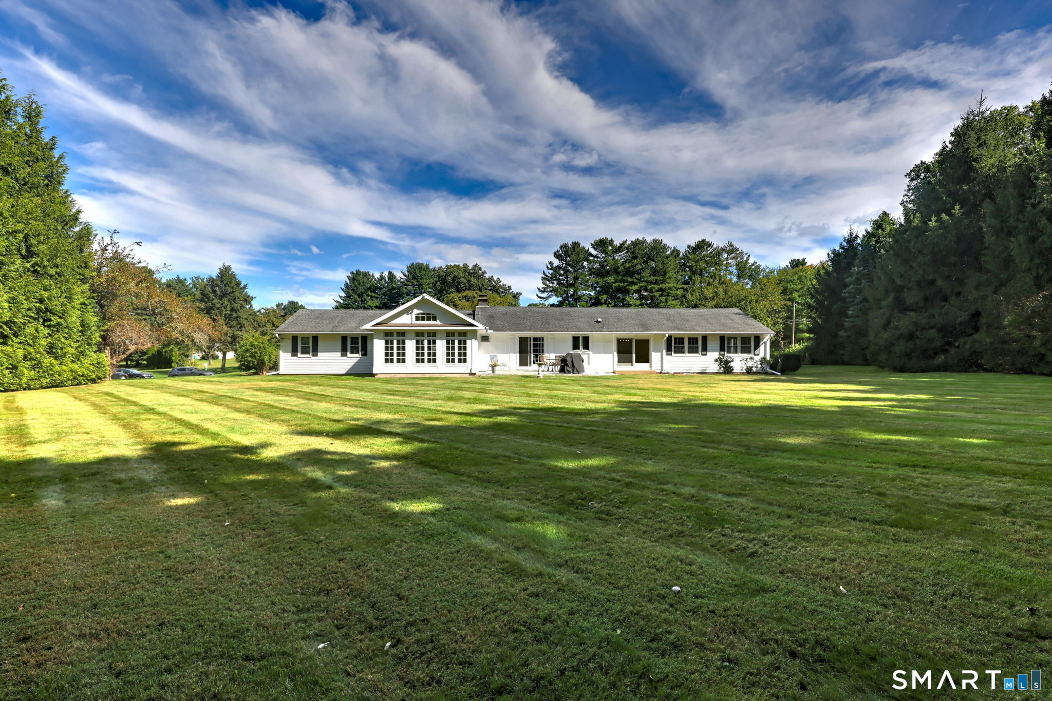 8 Applewood Drive