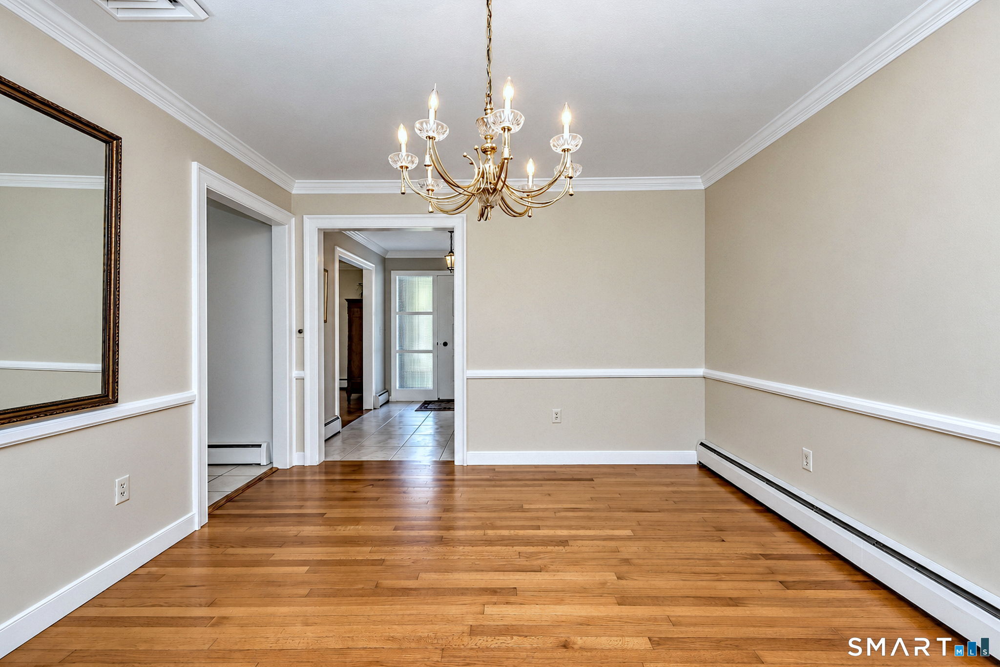 8 Applewood Drive