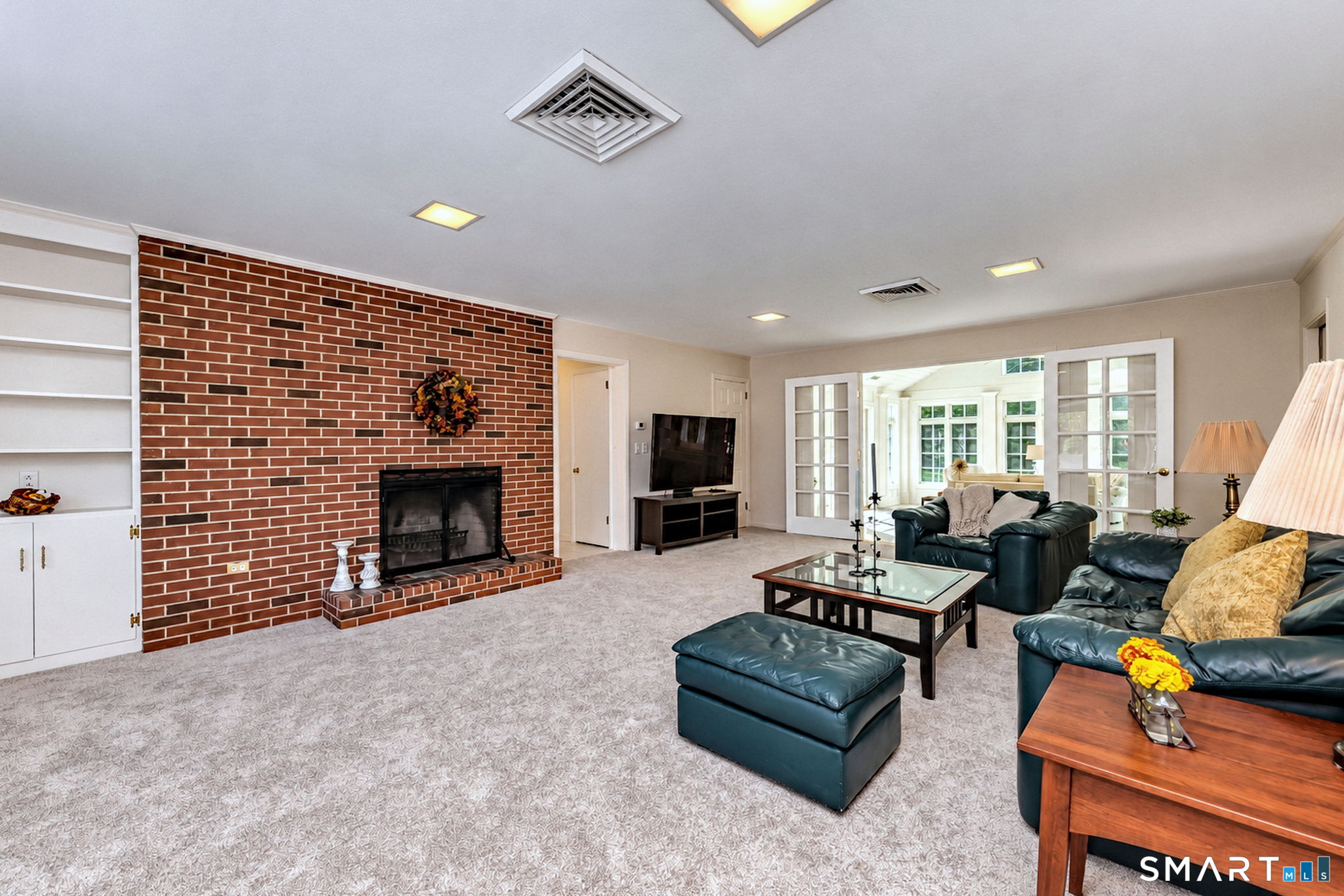 8 Applewood Drive