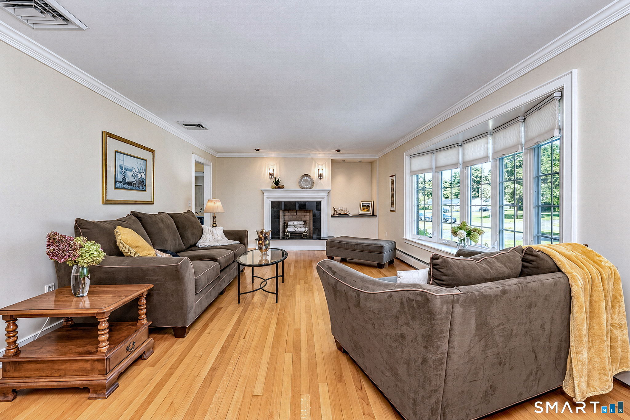 8 Applewood Drive
