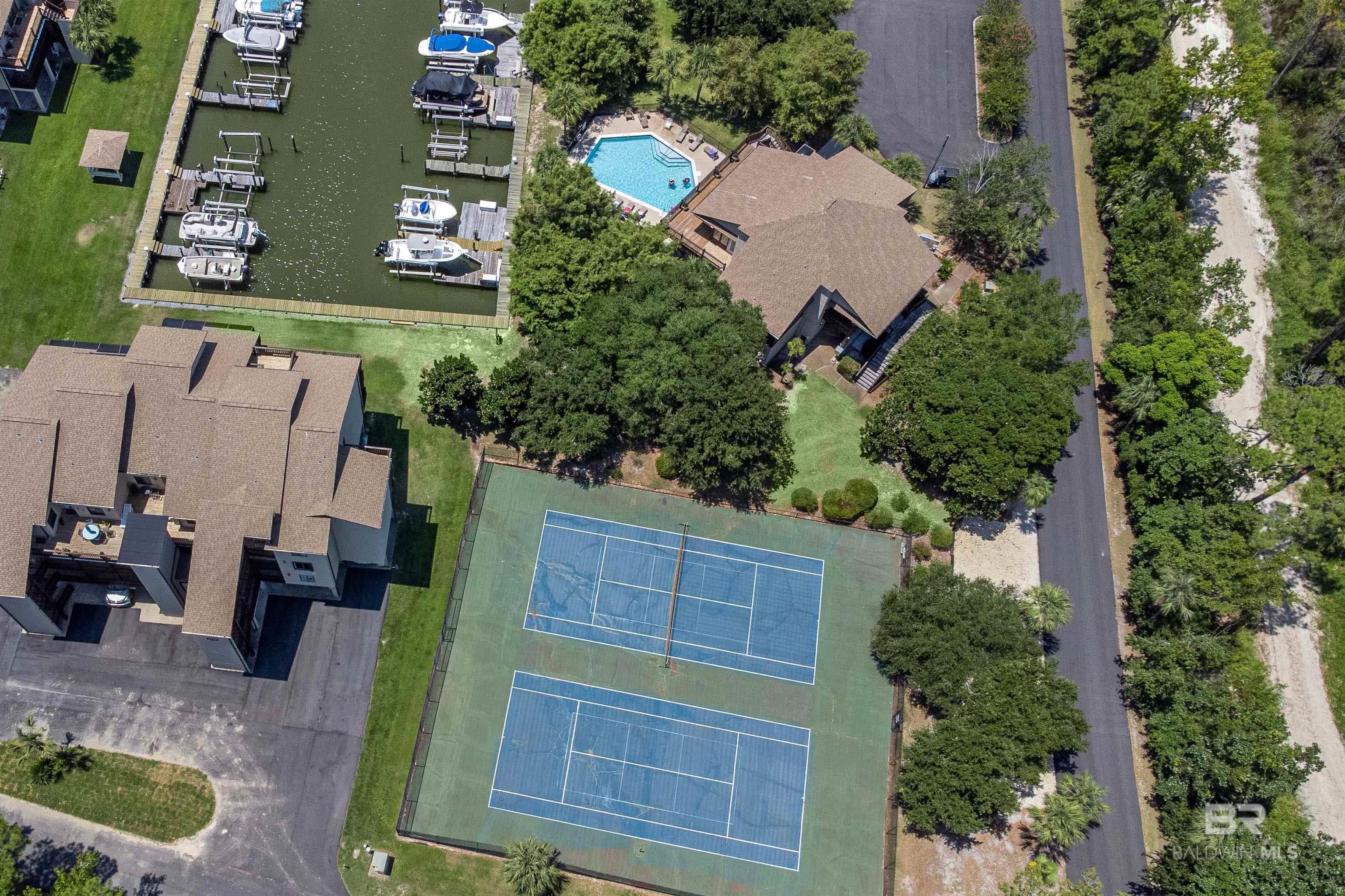 3806 Spinnaker Drive 202