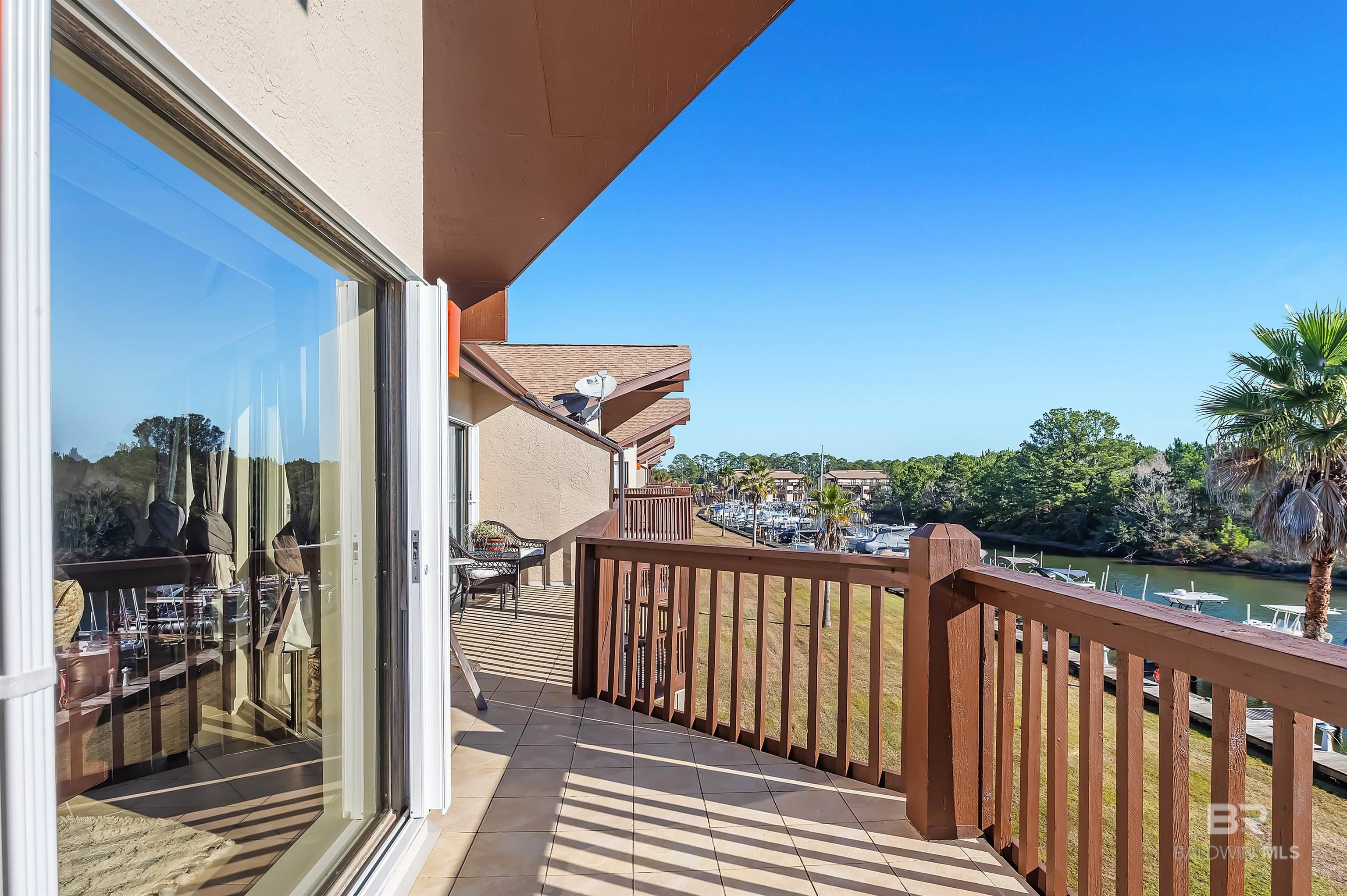3806 Spinnaker Drive 202