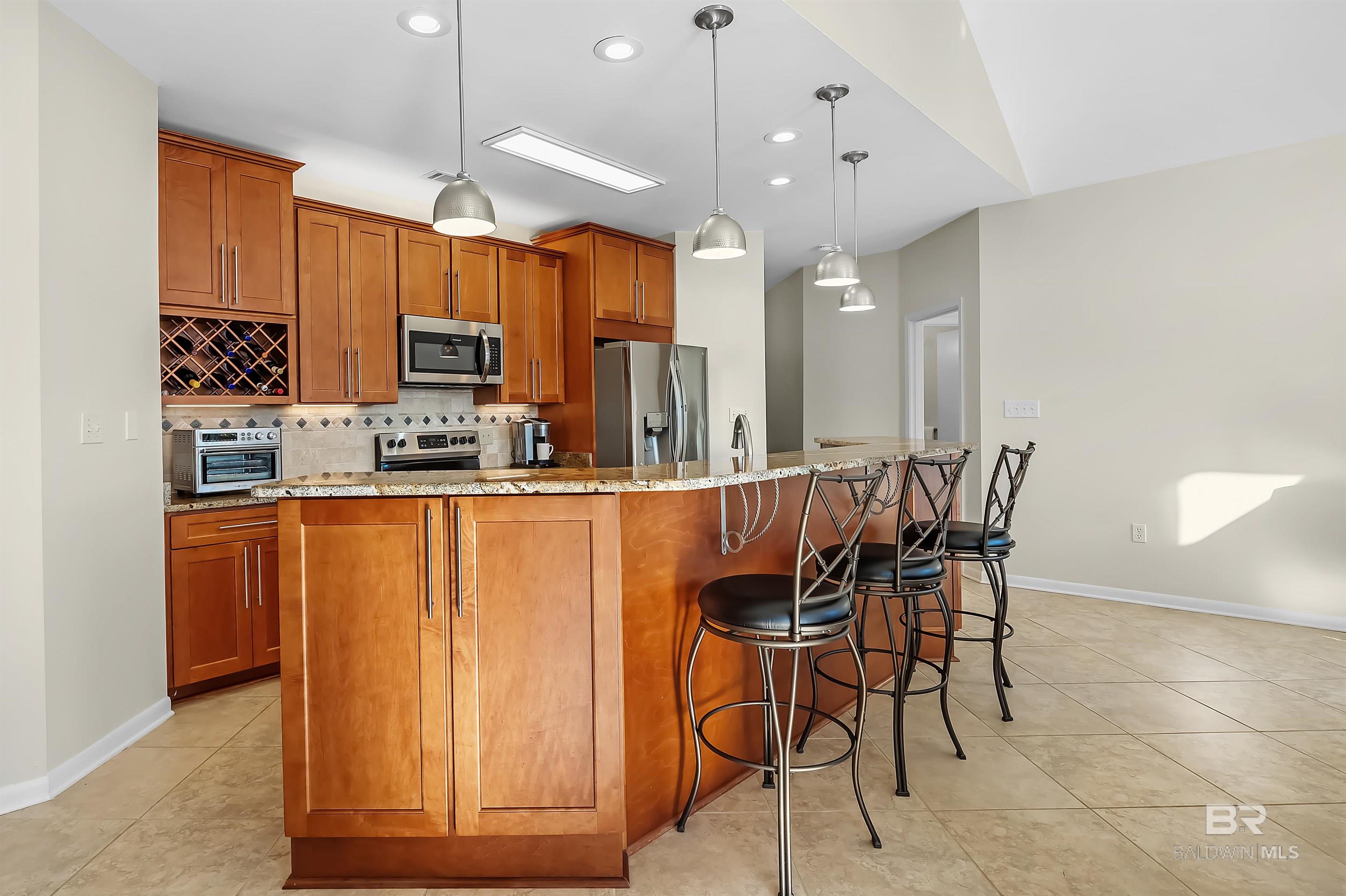 3806 Spinnaker Drive 202