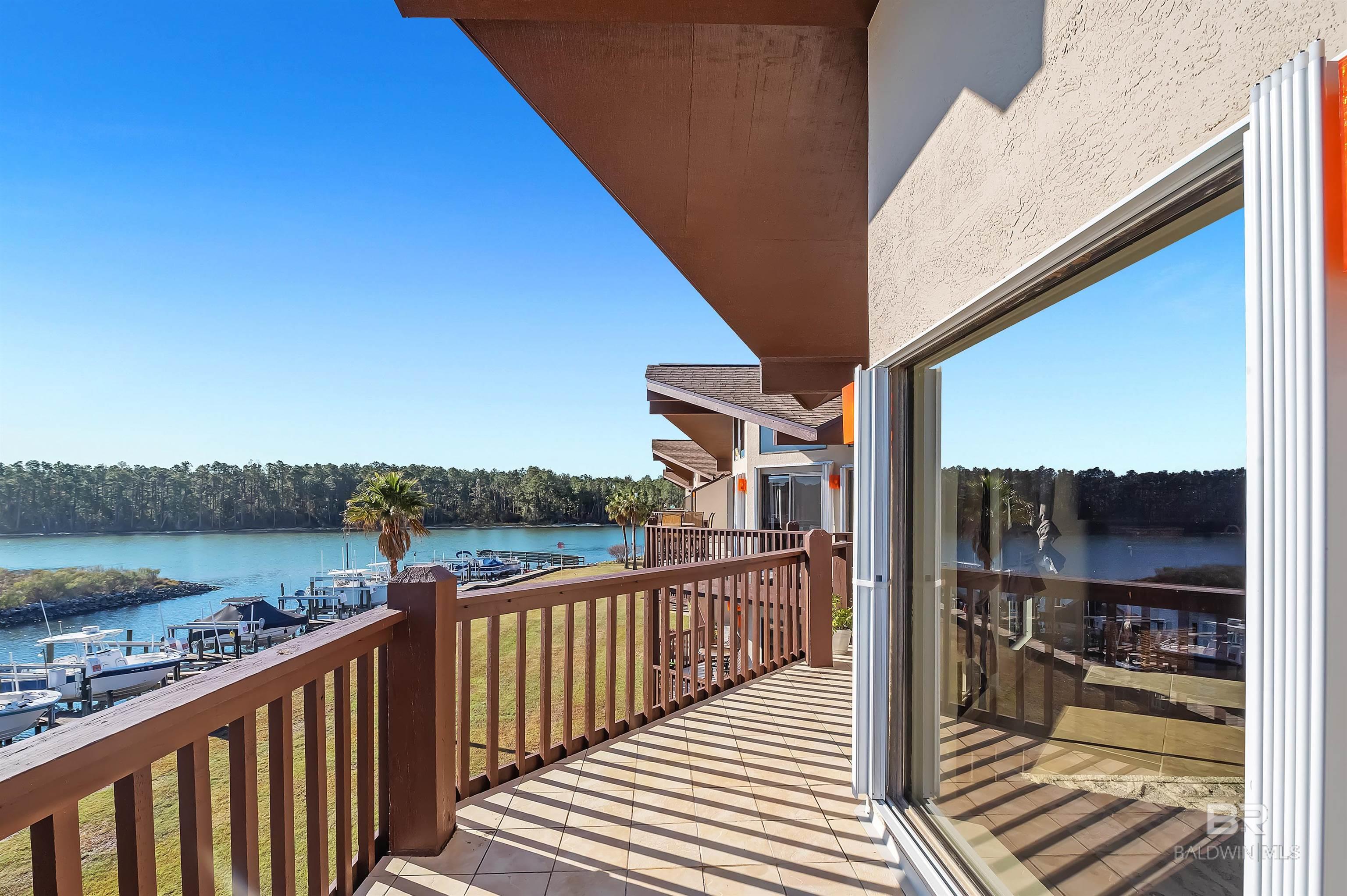 3806 Spinnaker Drive 202