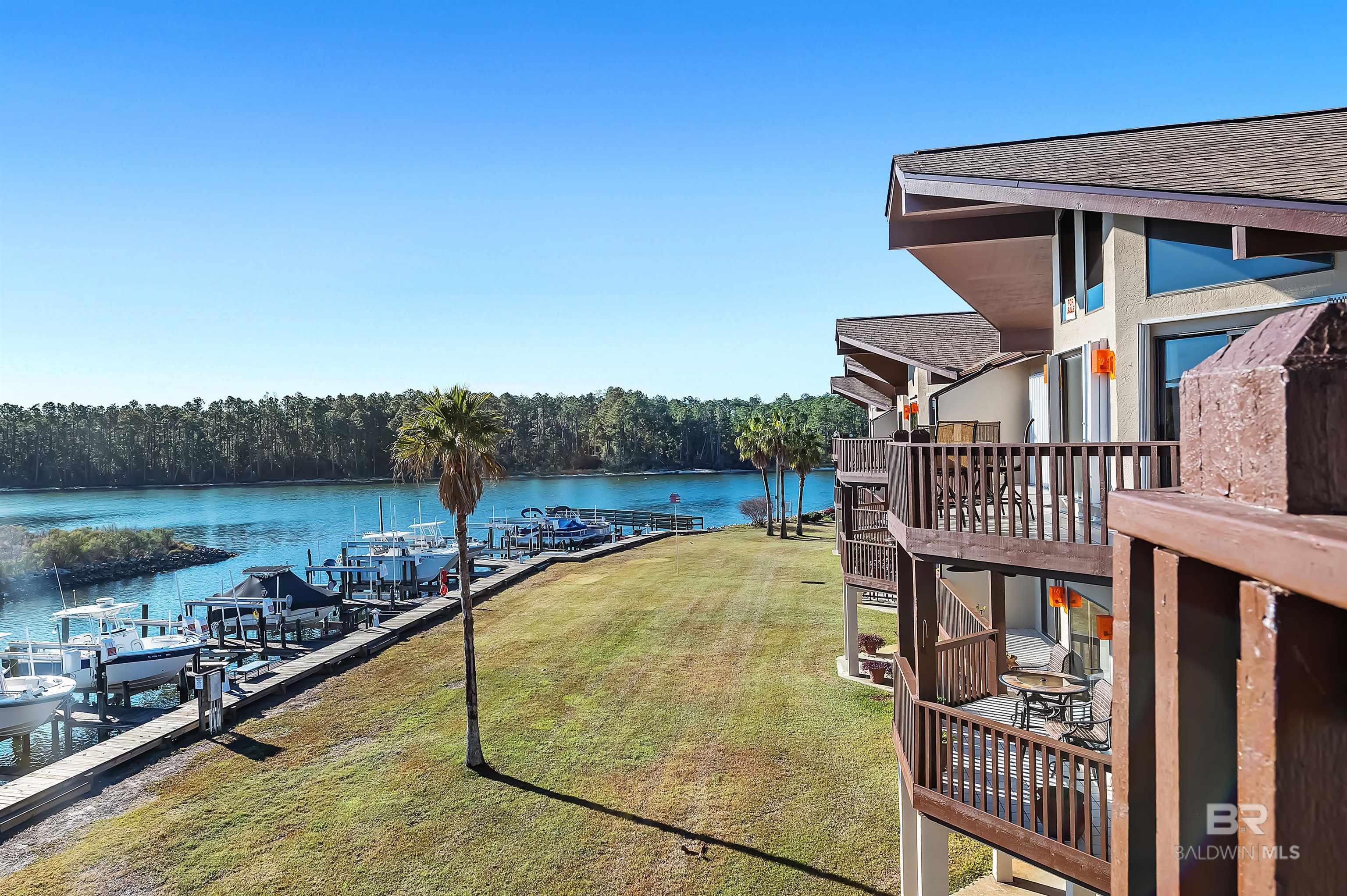 3806 Spinnaker Drive 202