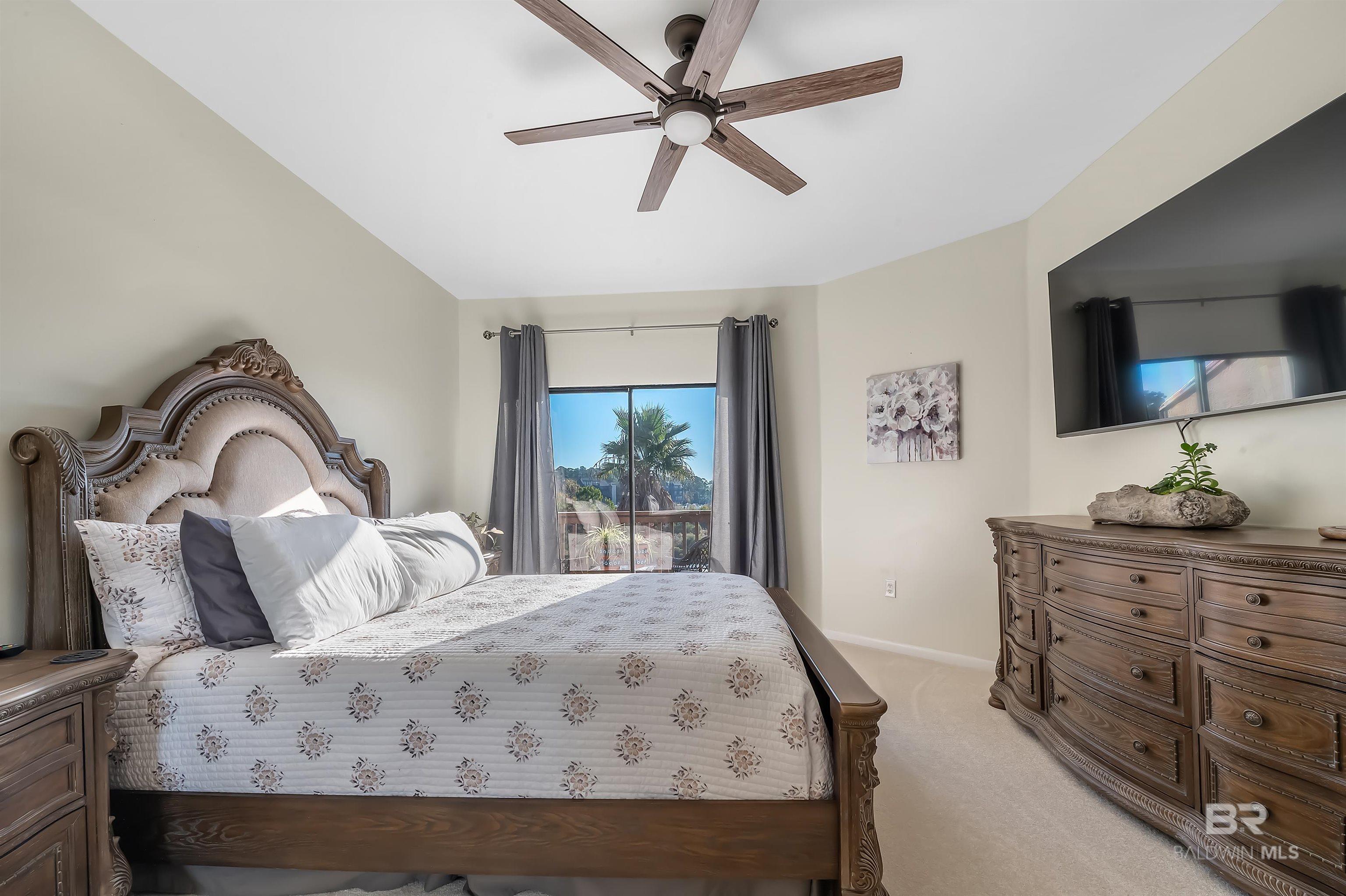 3806 Spinnaker Drive 202