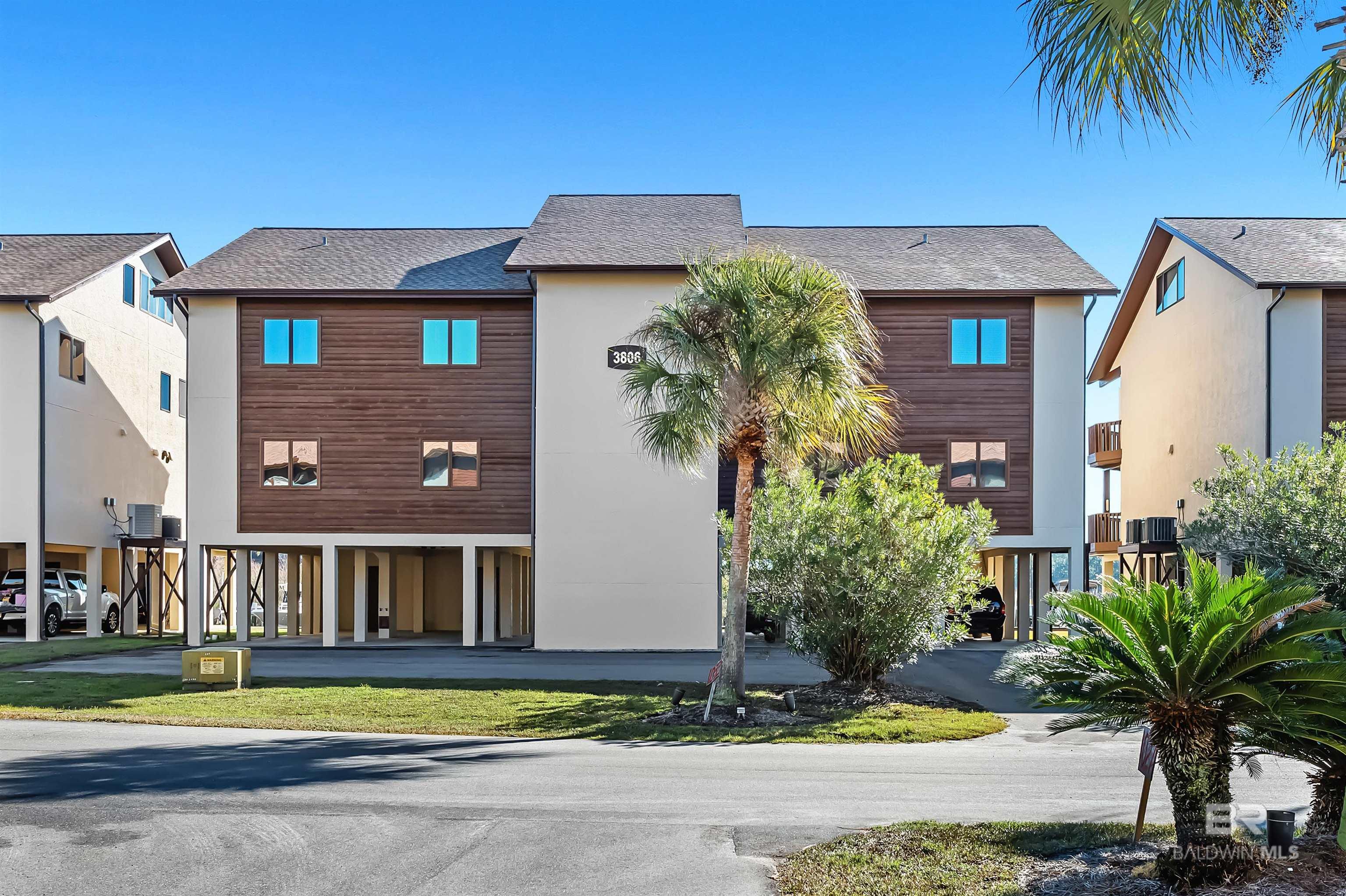 3806 Spinnaker Drive 202
