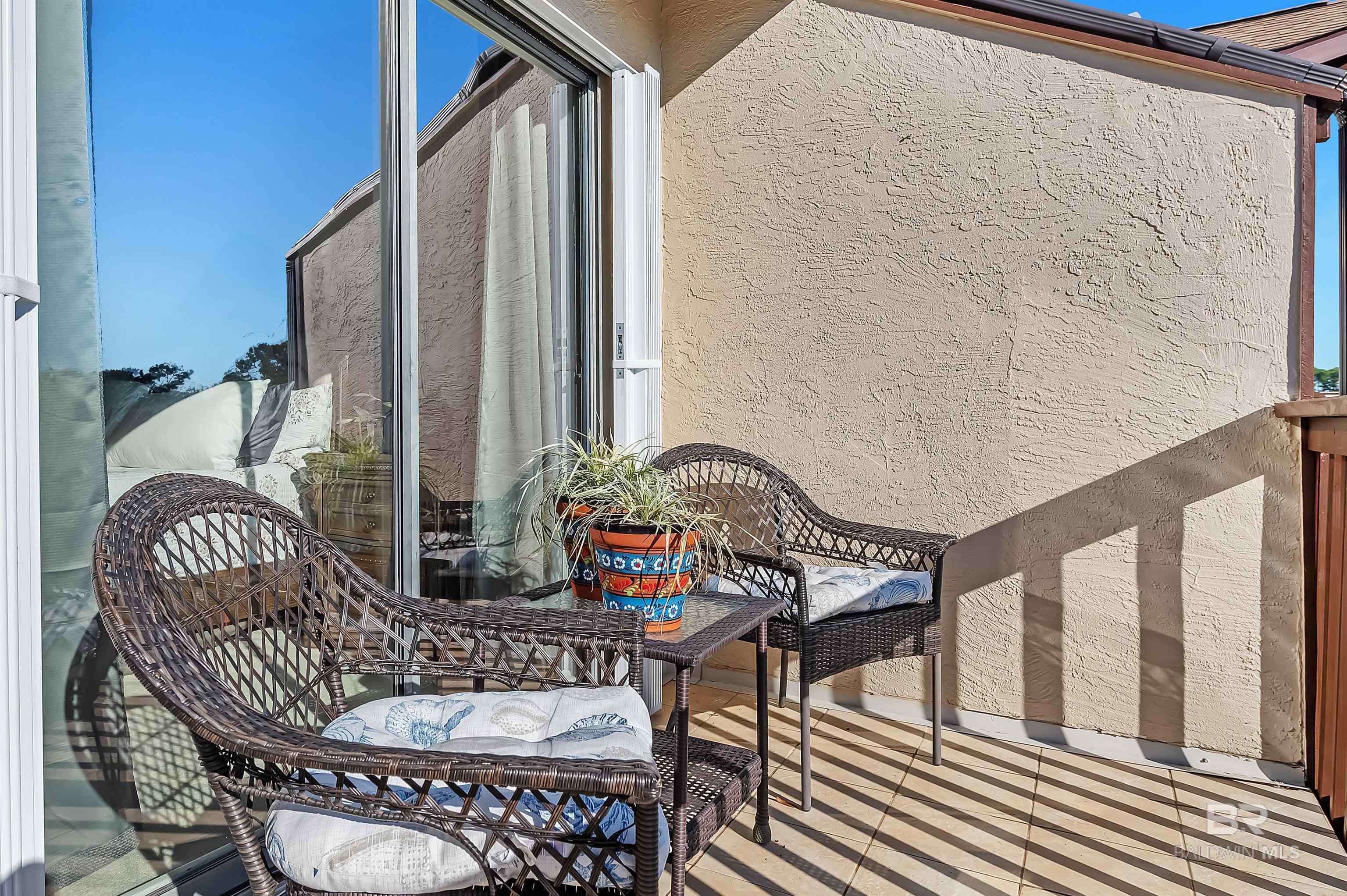 3806 Spinnaker Drive 202
