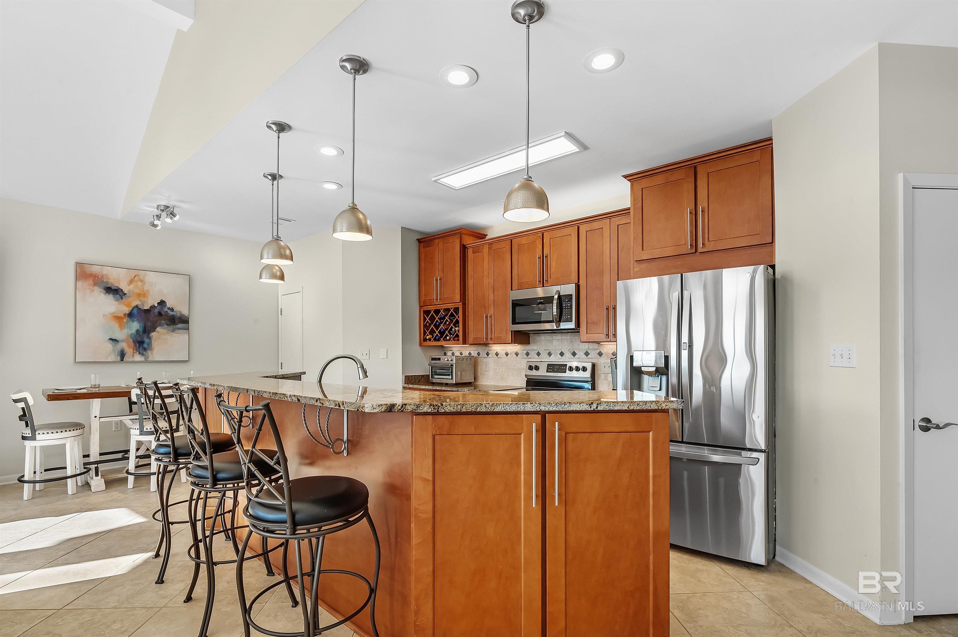 3806 Spinnaker Drive 202