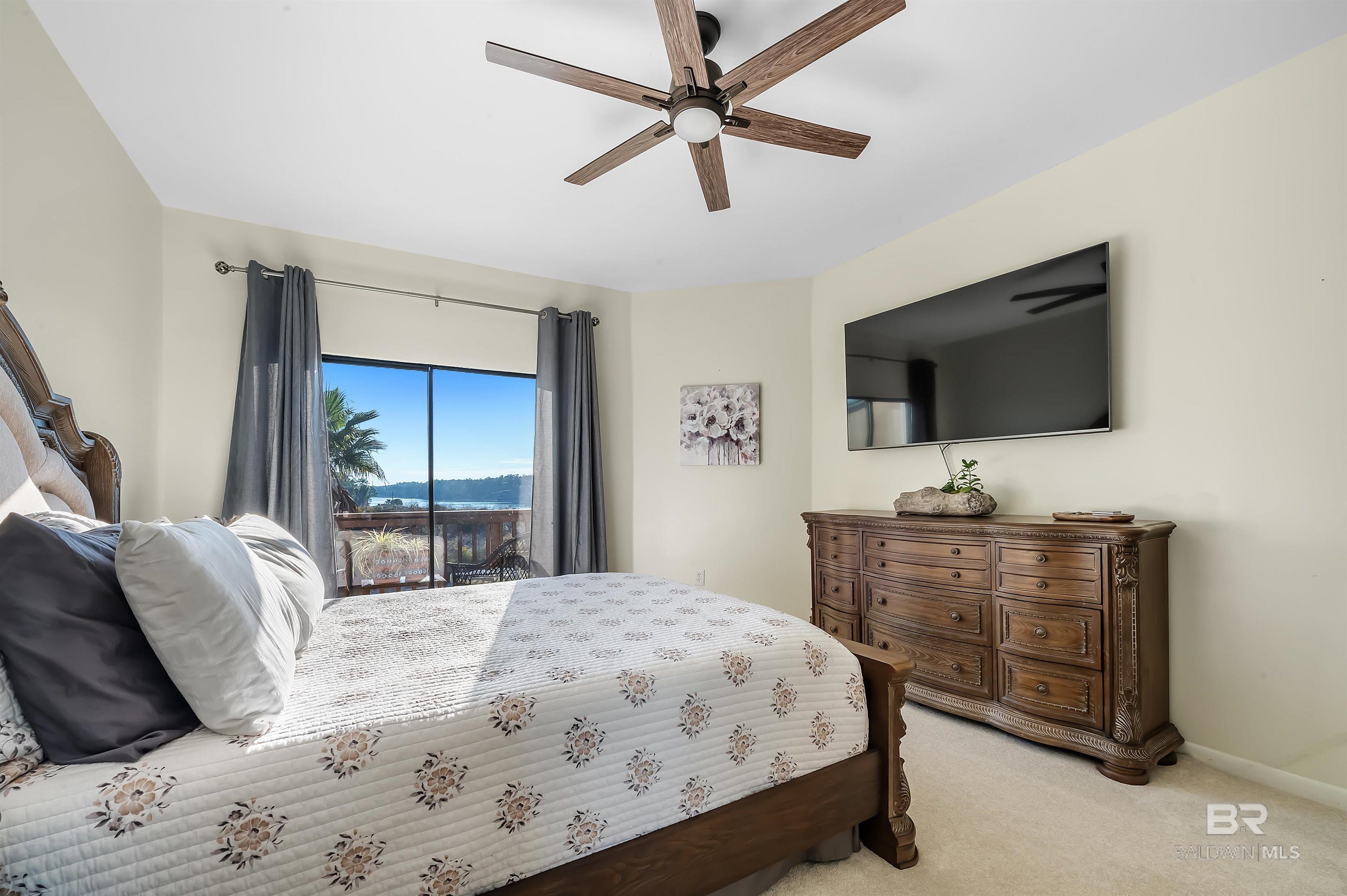 3806 Spinnaker Drive 202
