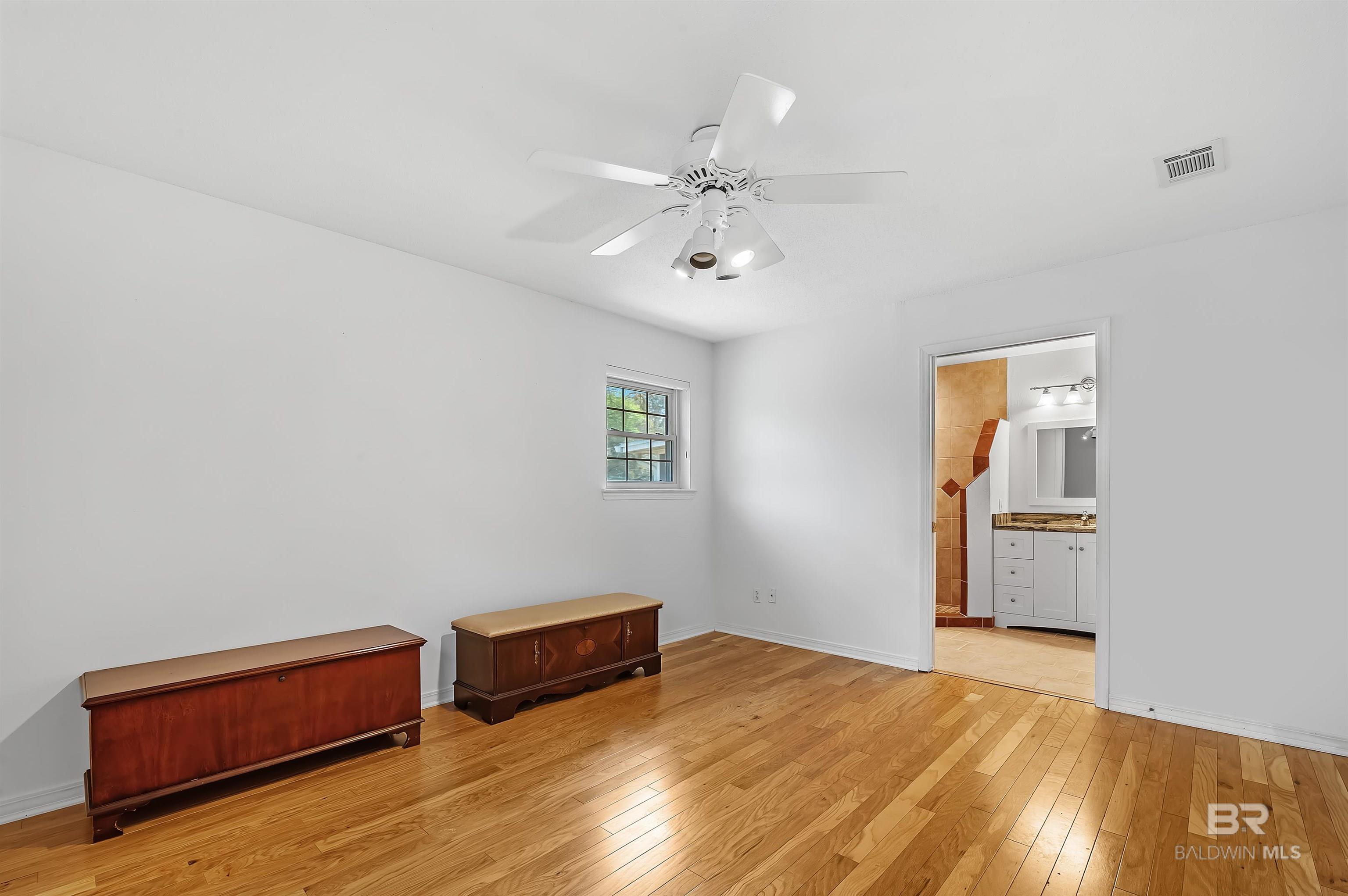 1500 Pineridge Drive