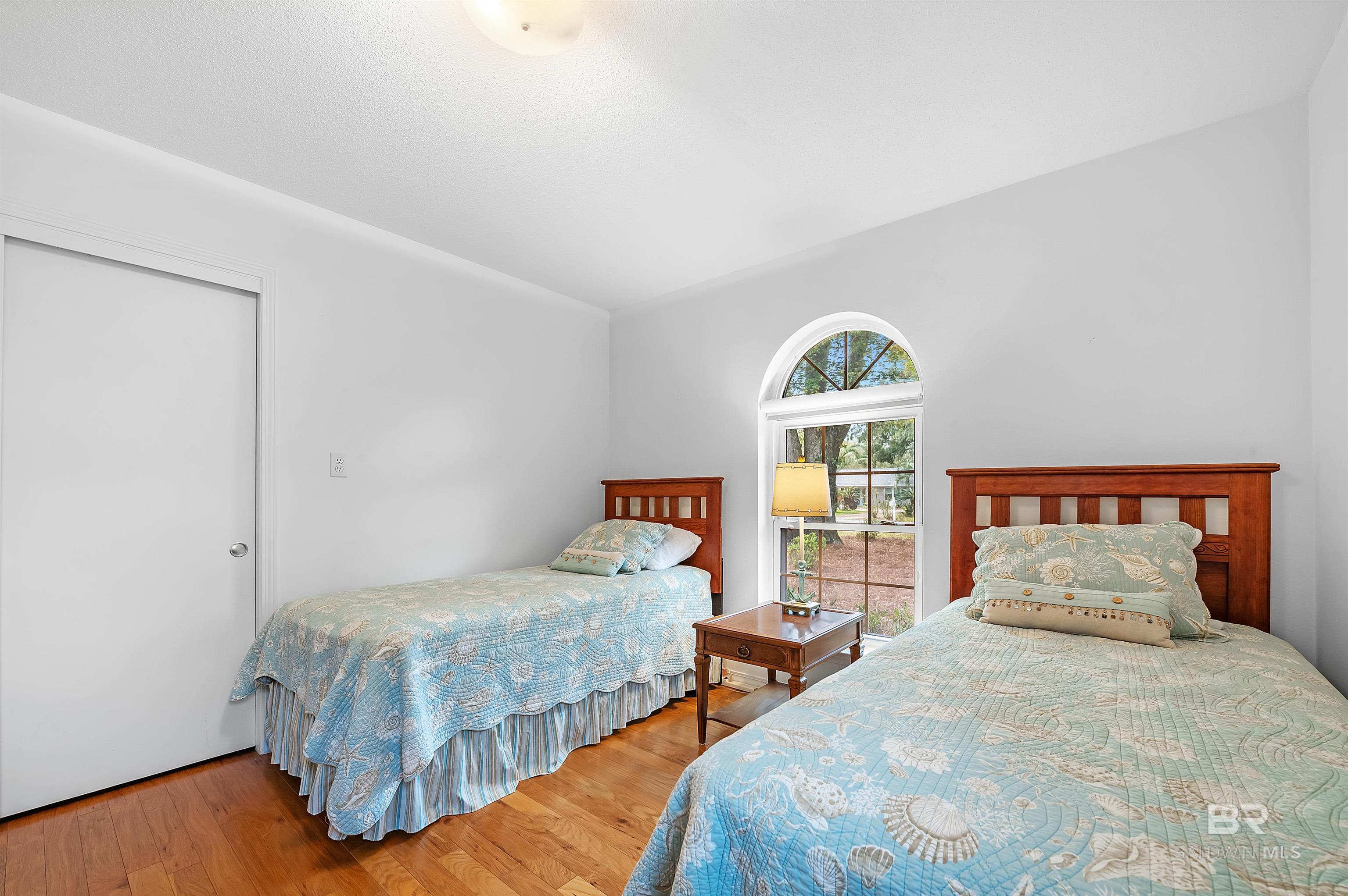 1500 Pineridge Drive