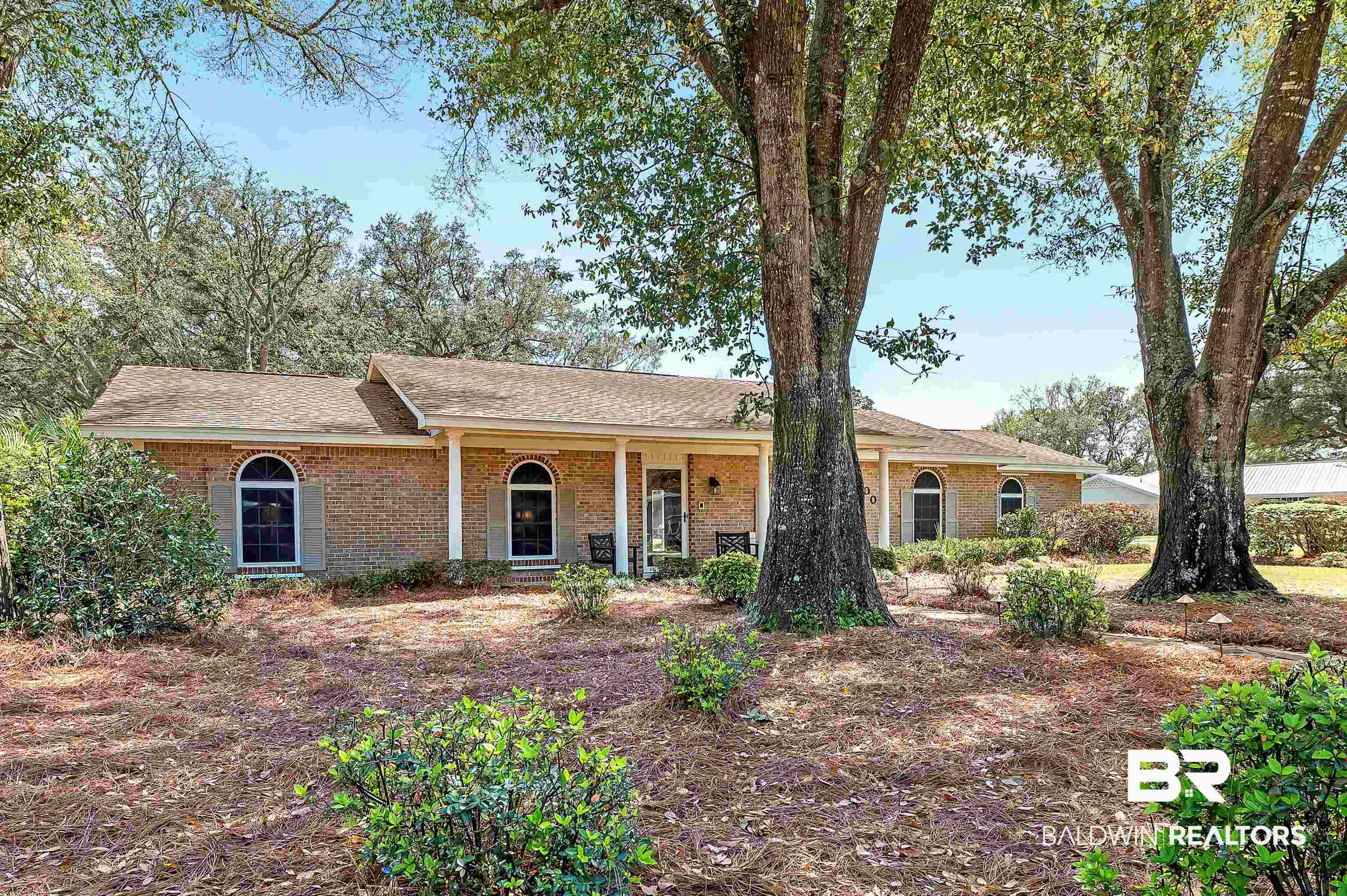 1500 Pineridge Drive