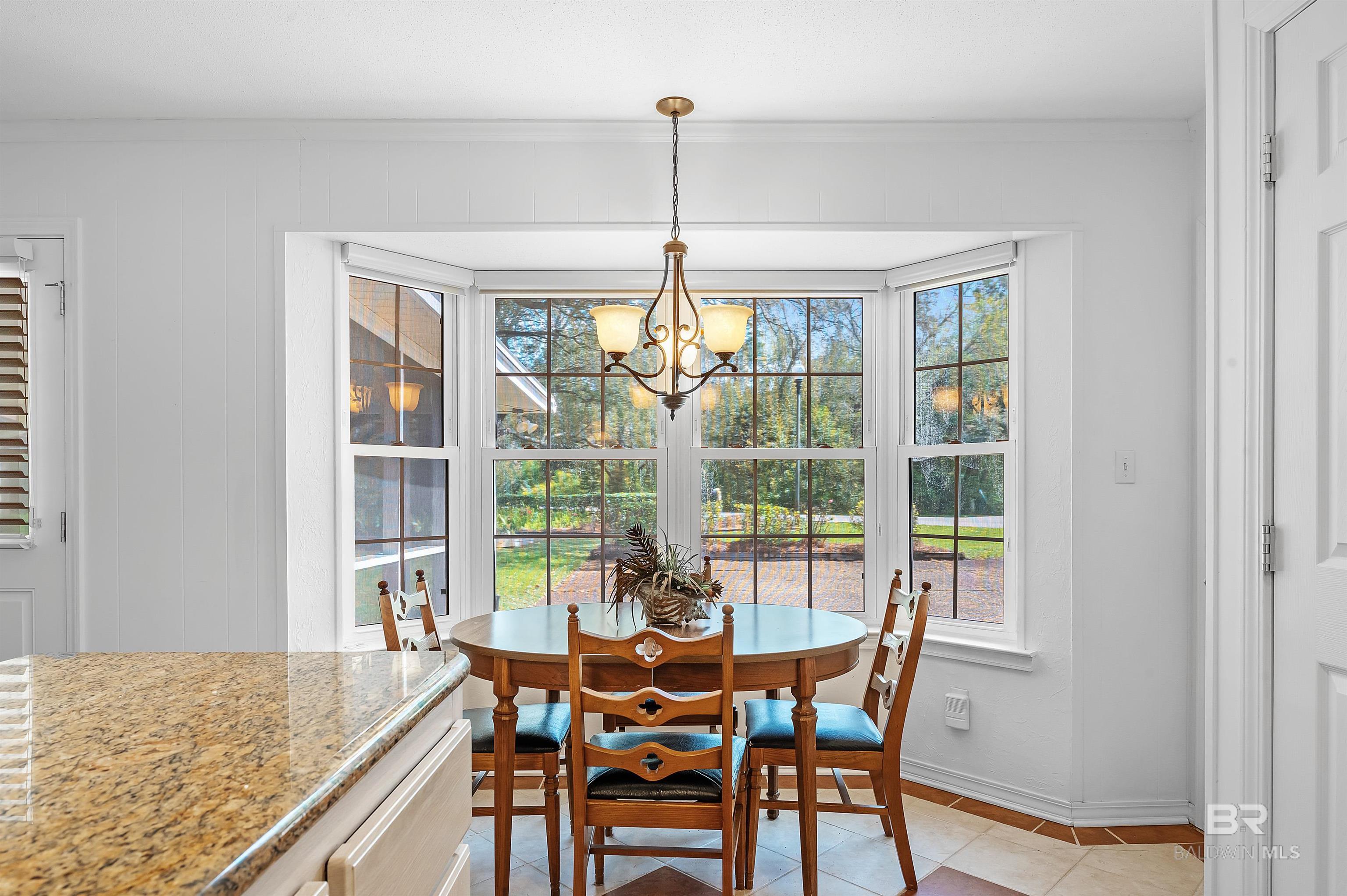 1500 Pineridge Drive