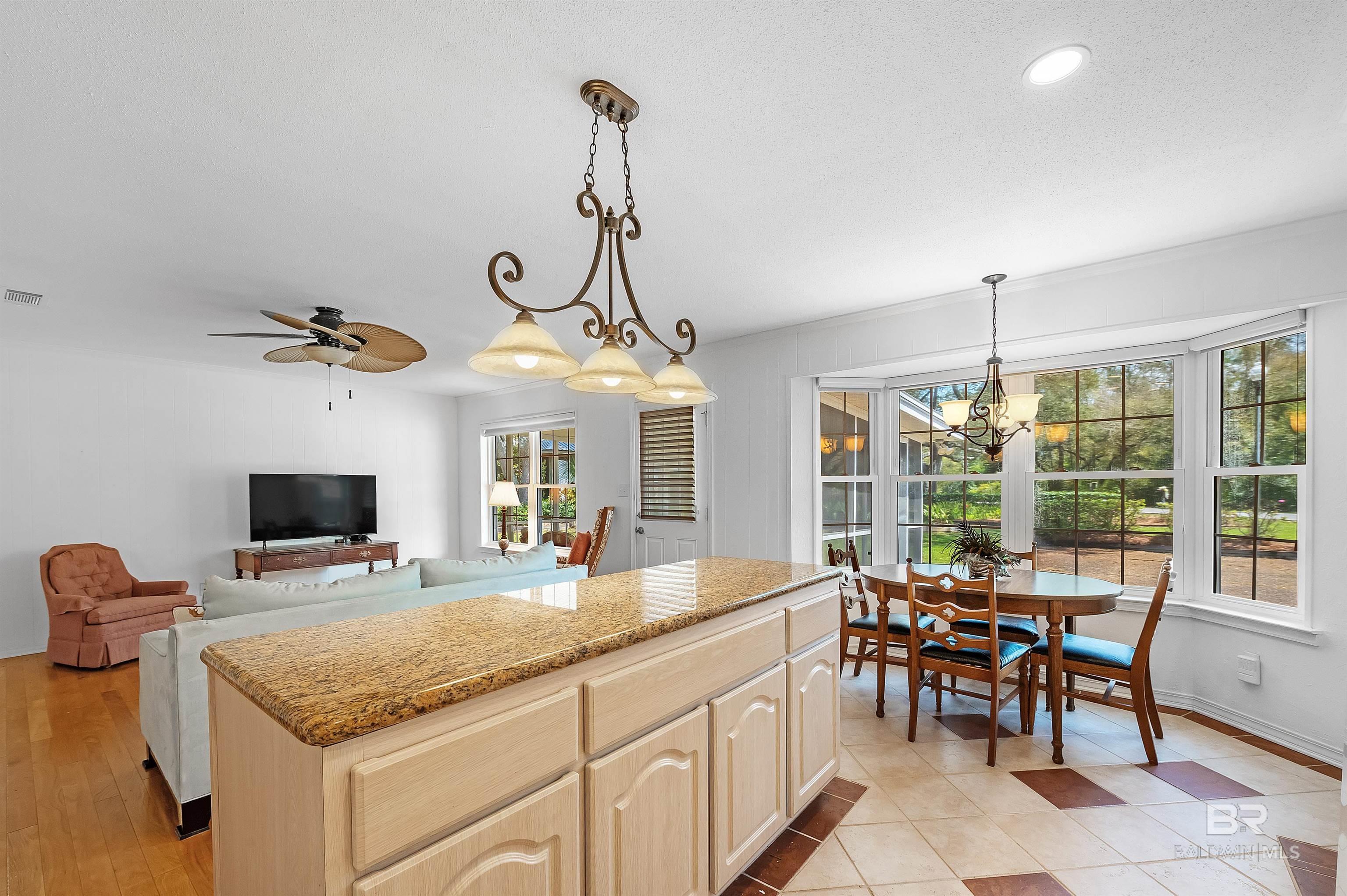 1500 Pineridge Drive