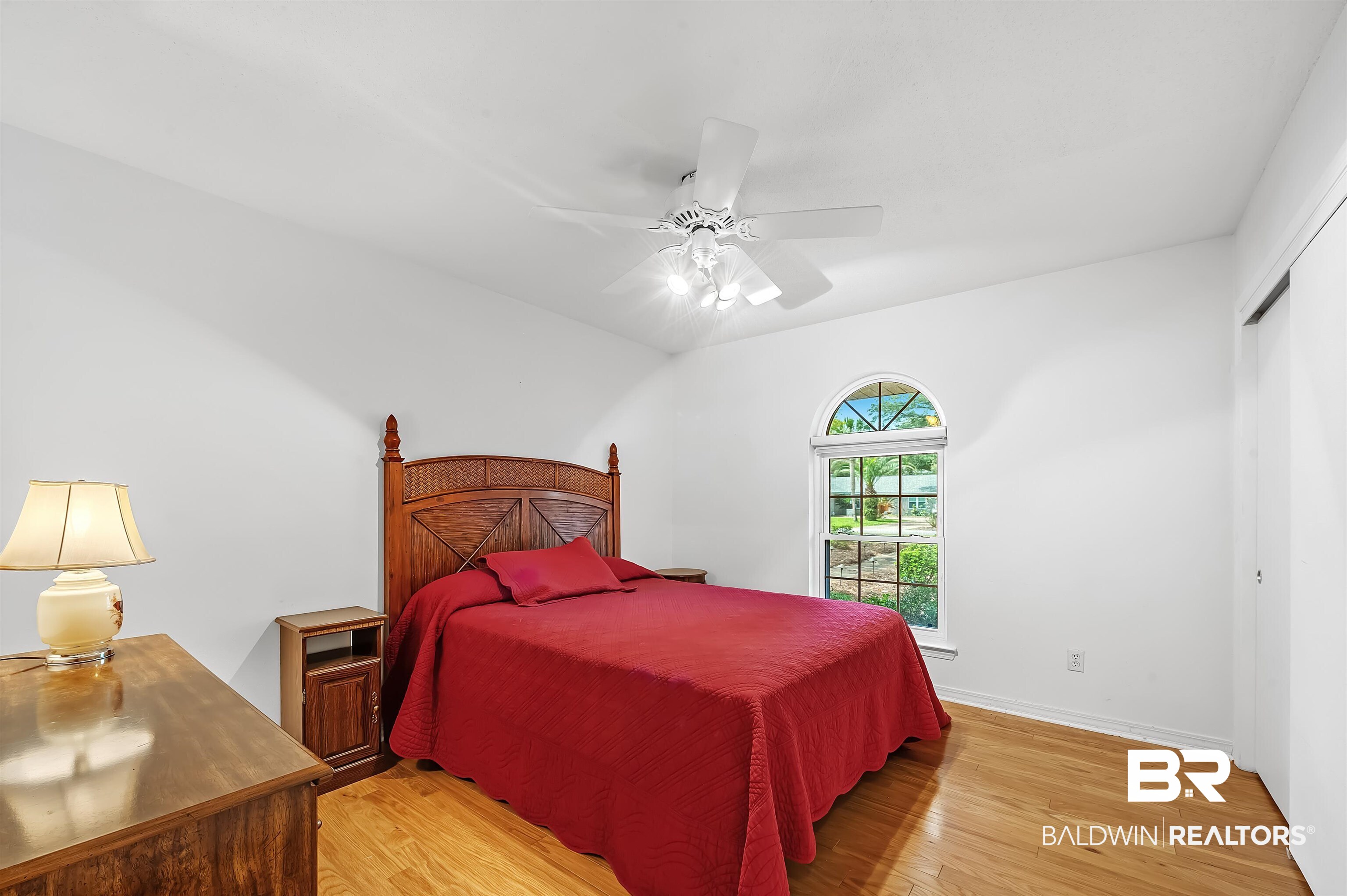 1500 Pineridge Drive