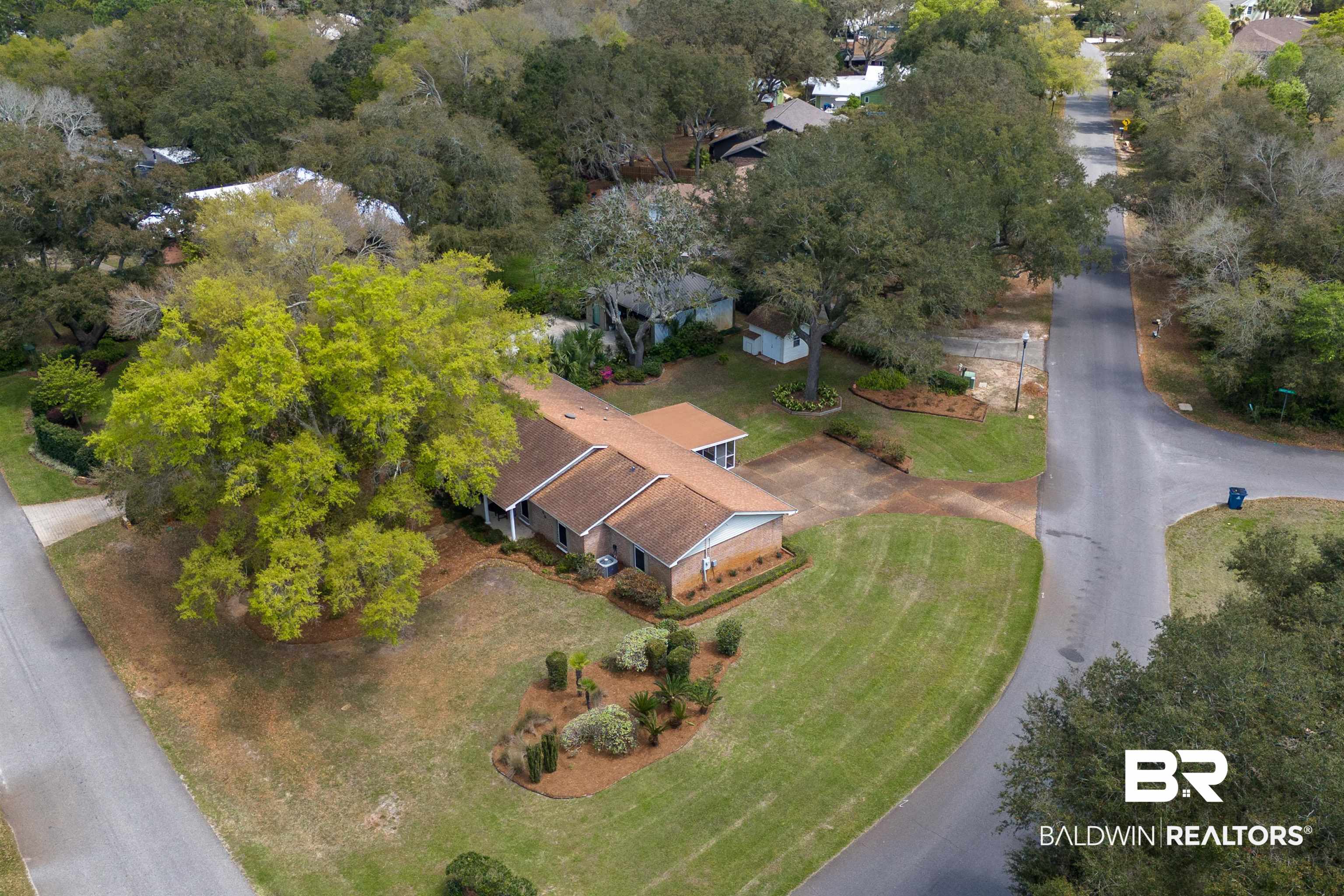 1500 Pineridge Drive