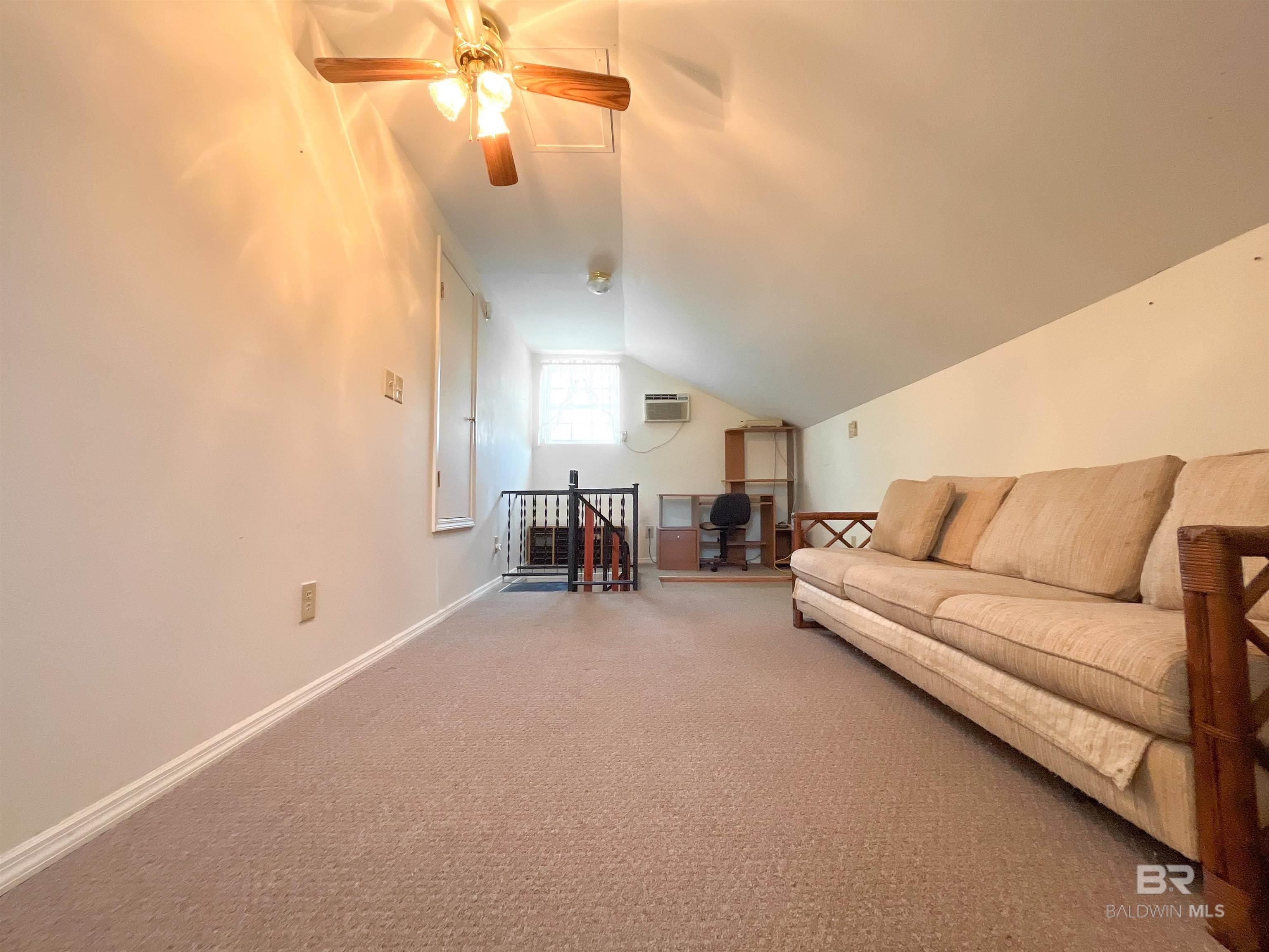 437 W 22nd Avenue