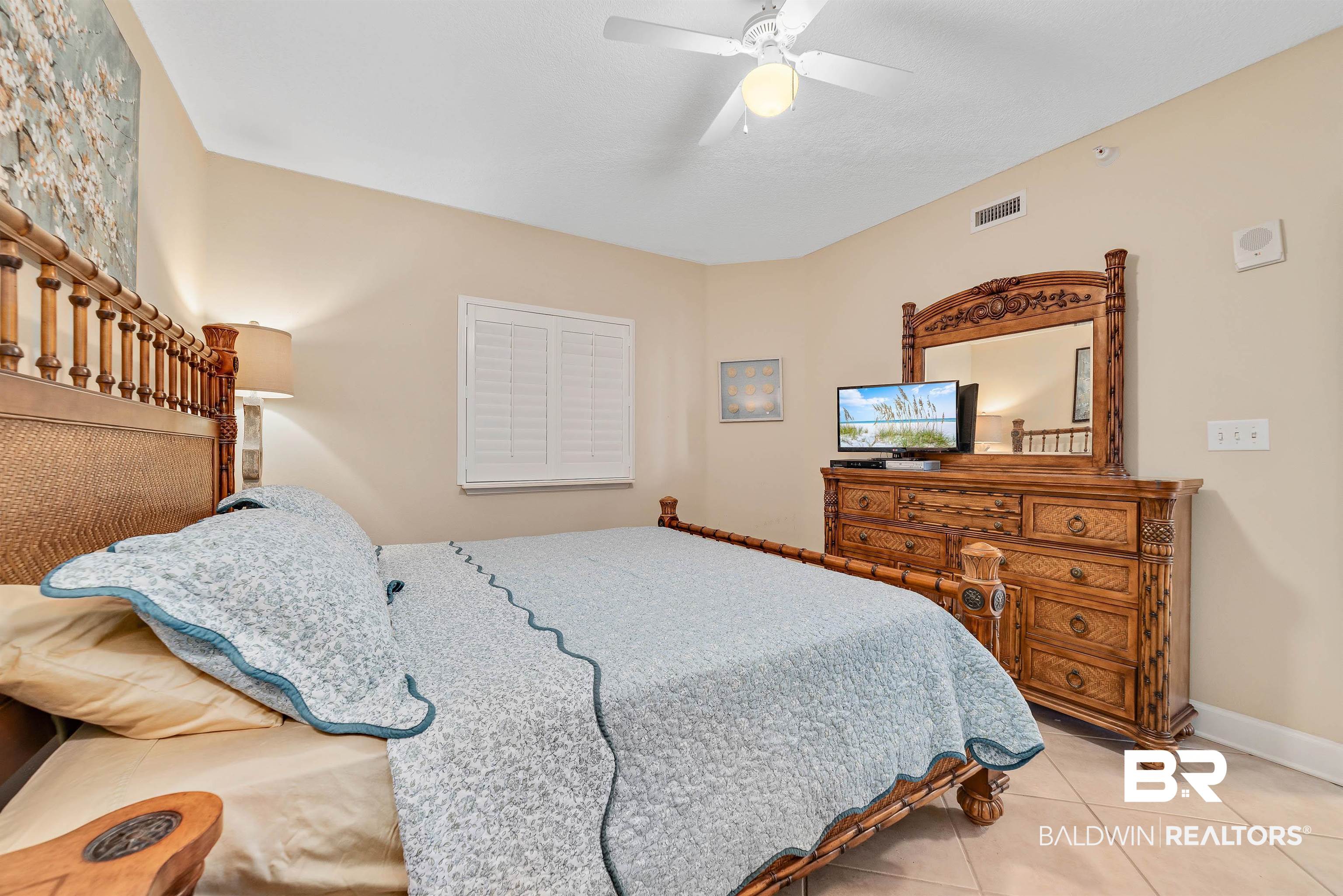1524 W Beach Boulevard 1407