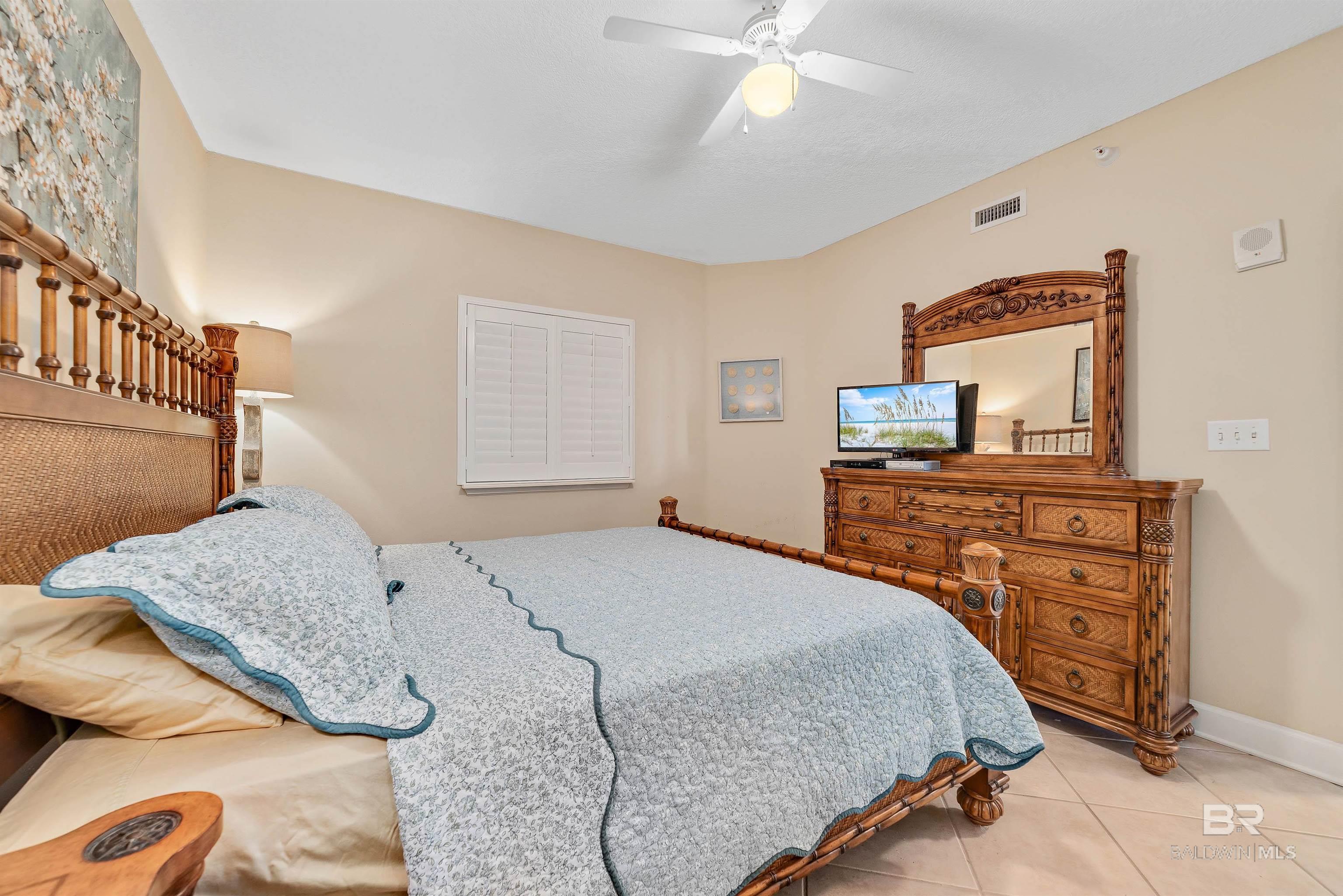 1524 W Beach Boulevard 1407