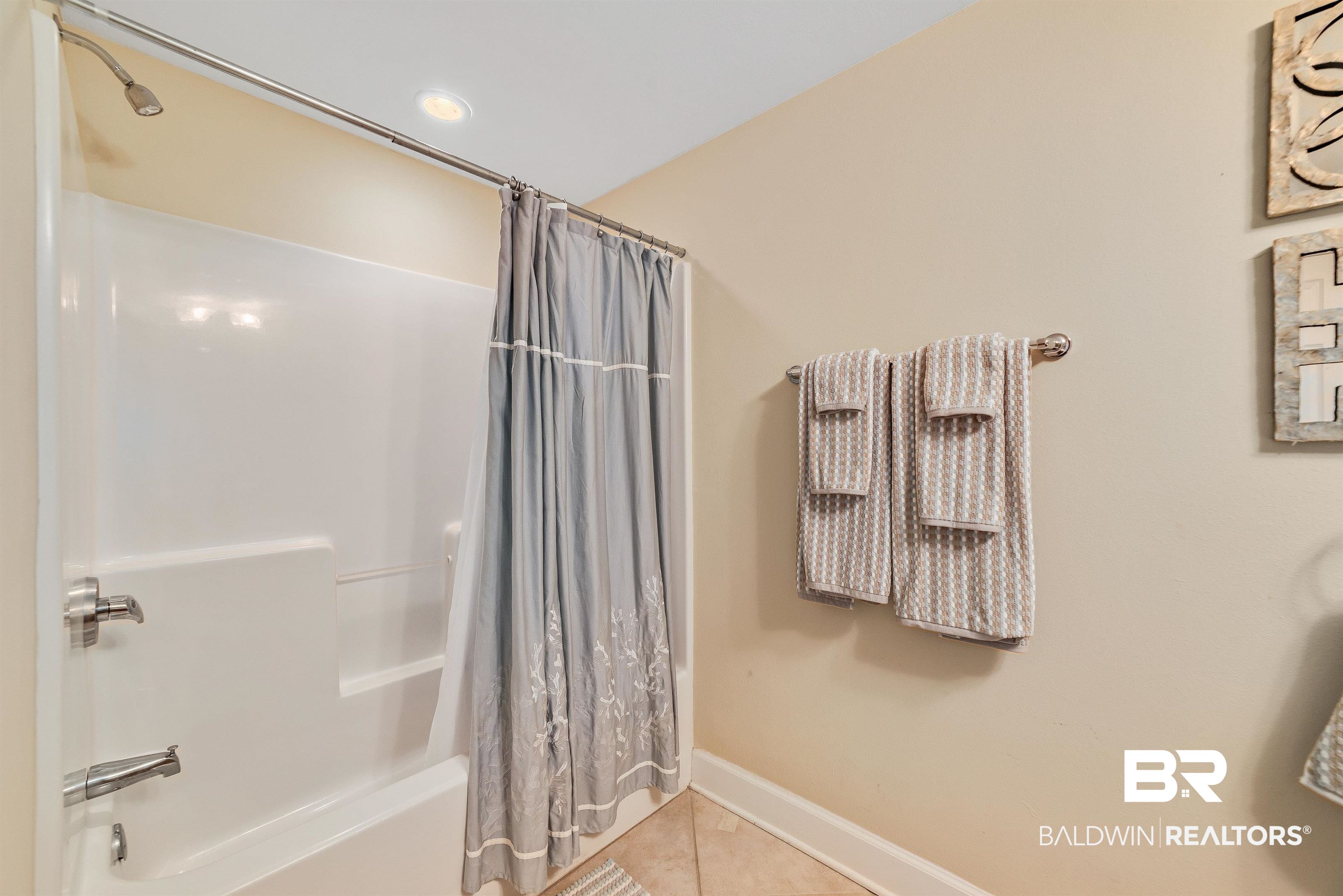 1524 W Beach Boulevard 1407