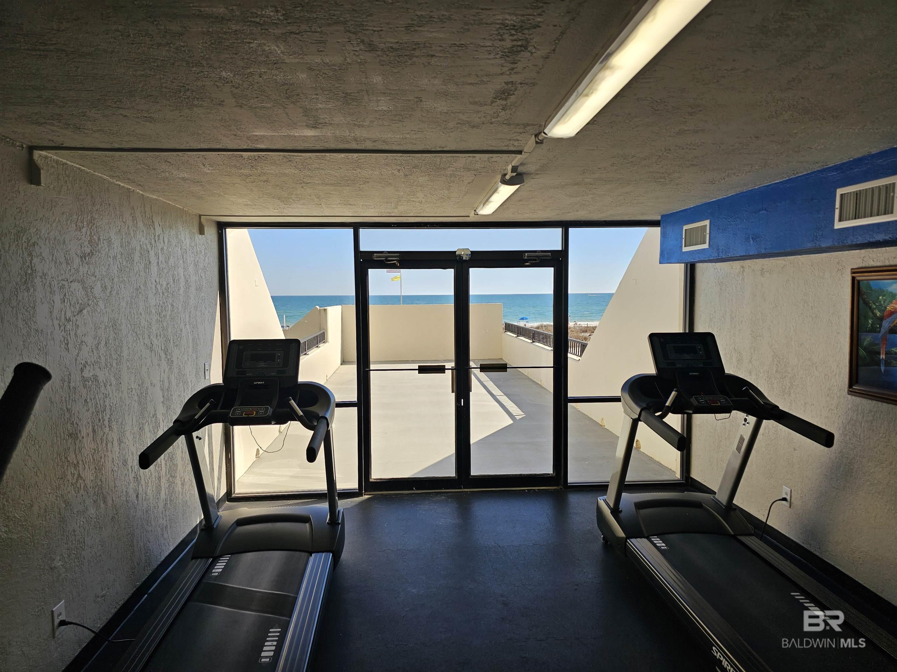 407 W Beach Boulevard 874