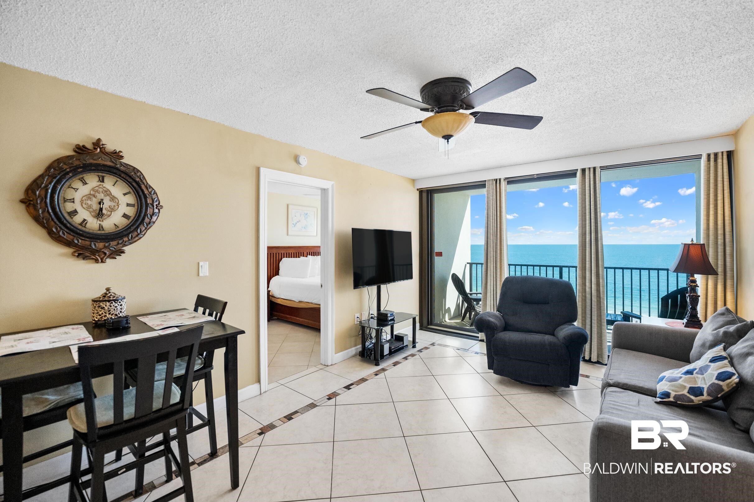 407 W Beach Boulevard 874