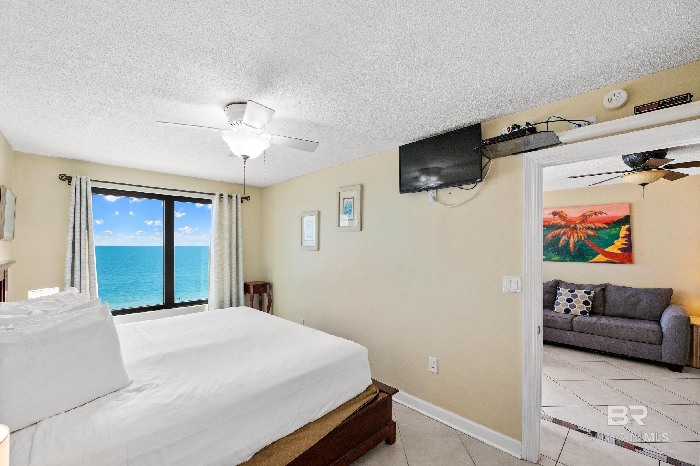 407 W Beach Boulevard 874