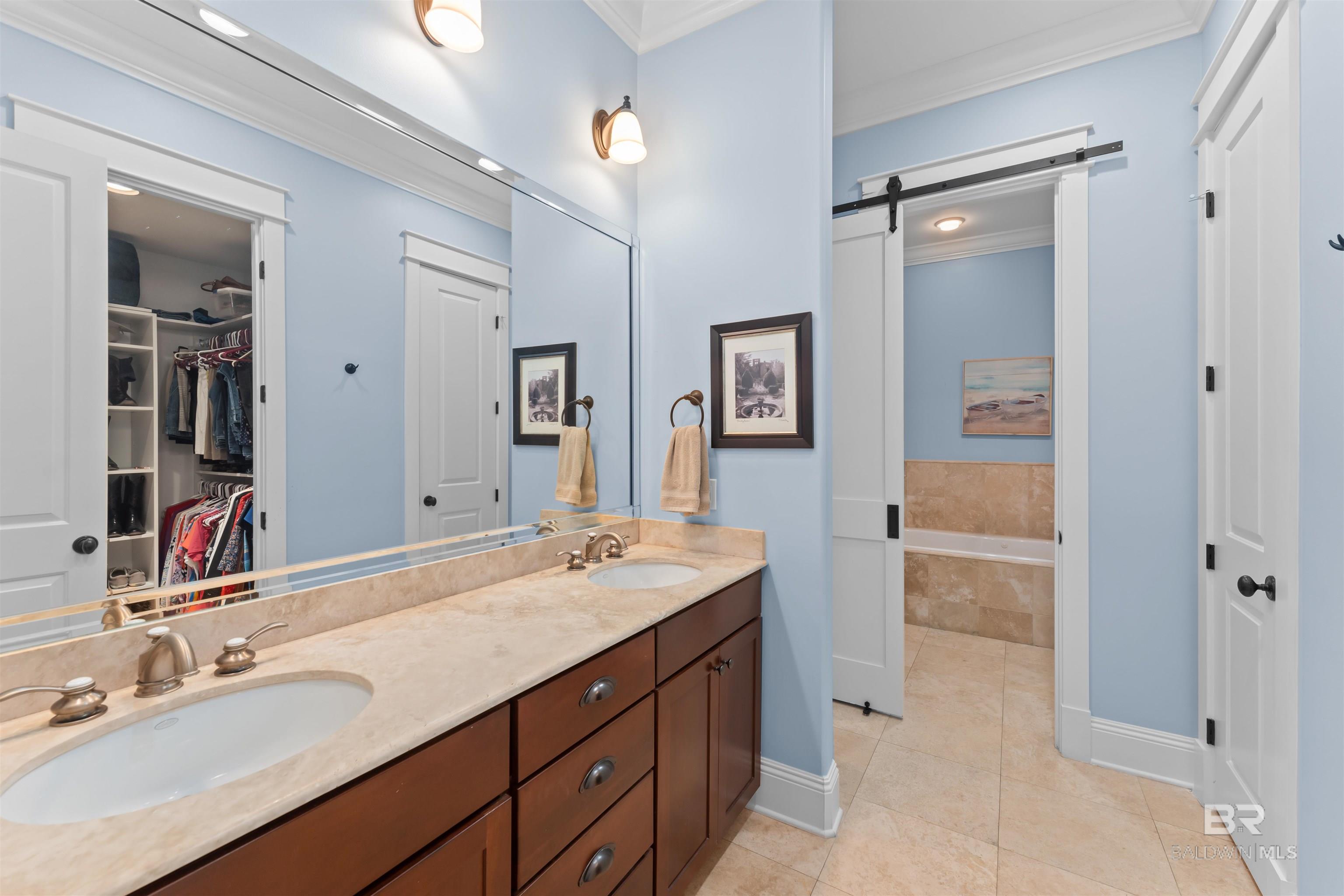 8662 Greenwich Court