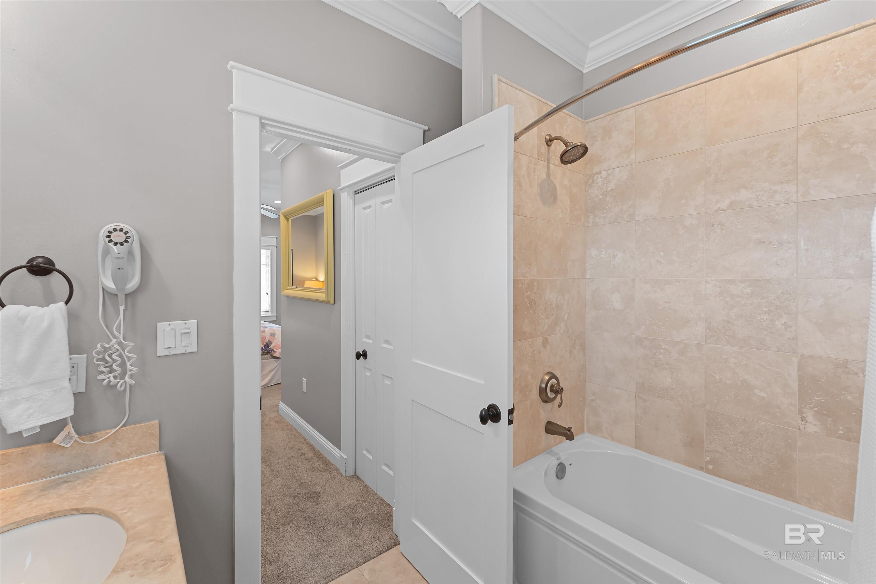 8662 Greenwich Court