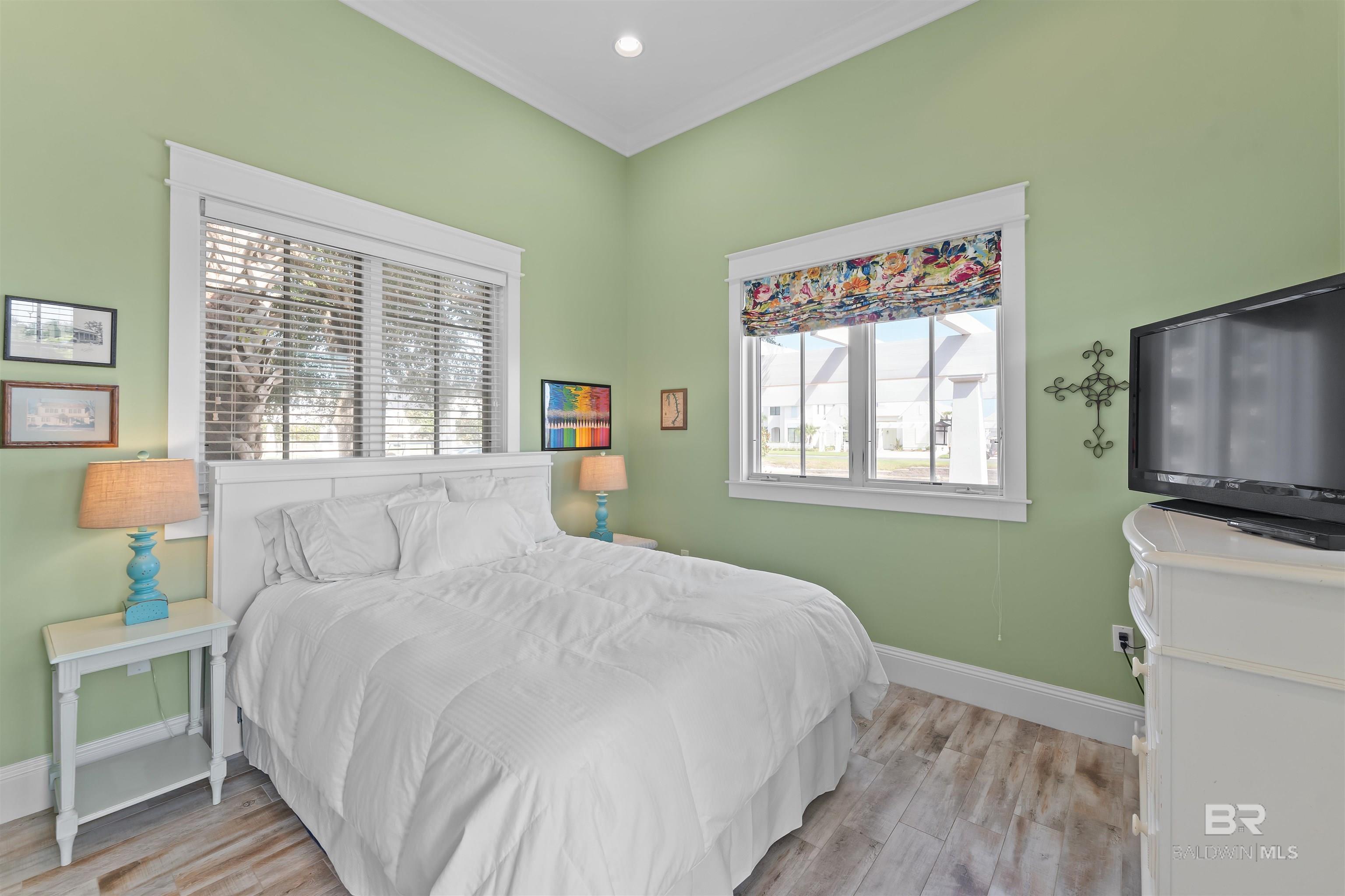 8662 Greenwich Court